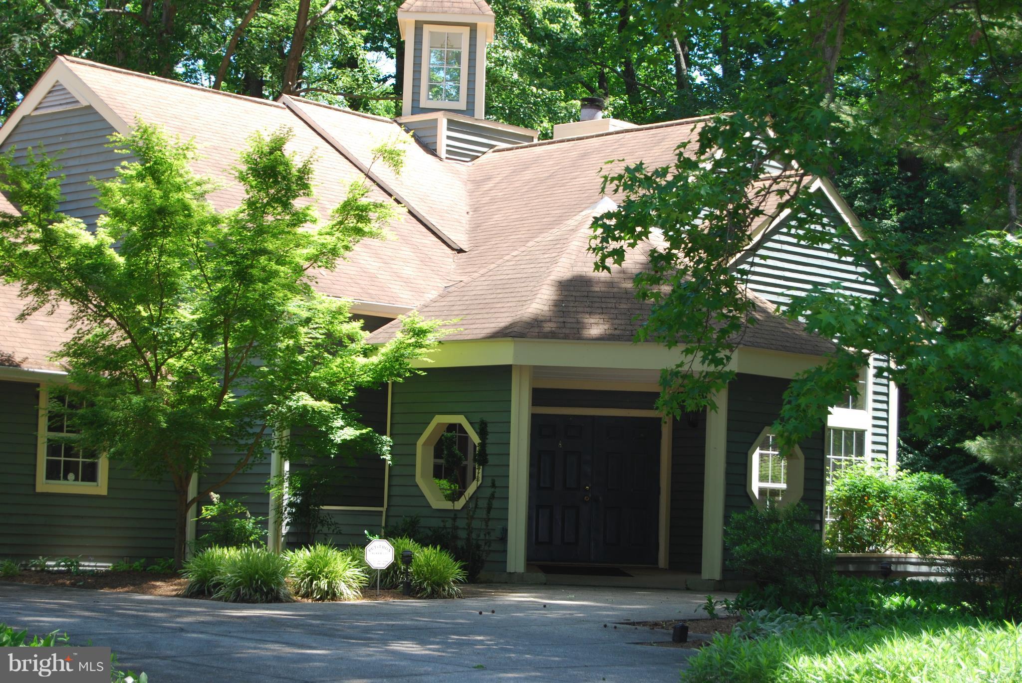 MARINERS POINT - Residential