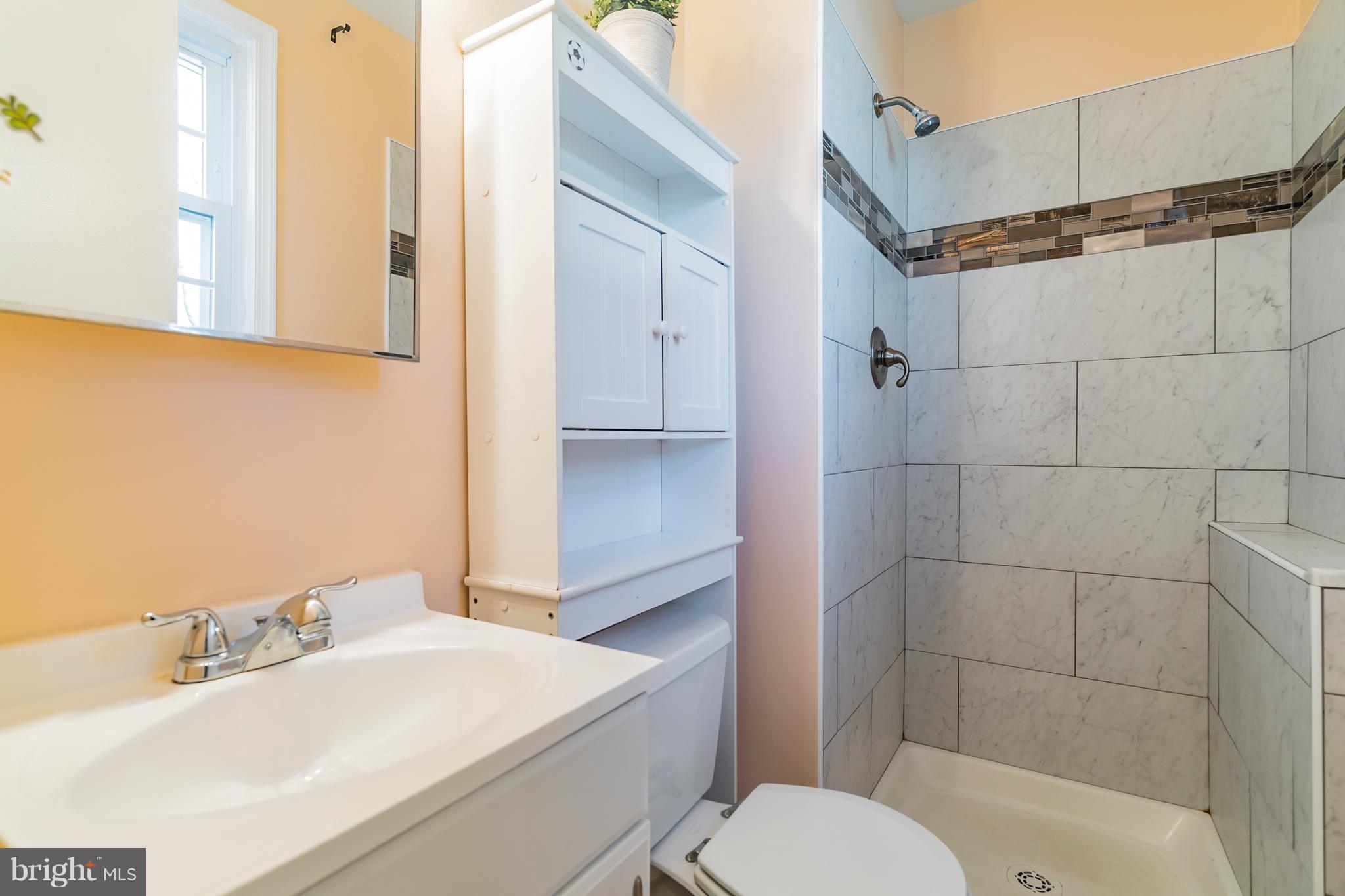 NEW ORCHARD ESTATES - Residential