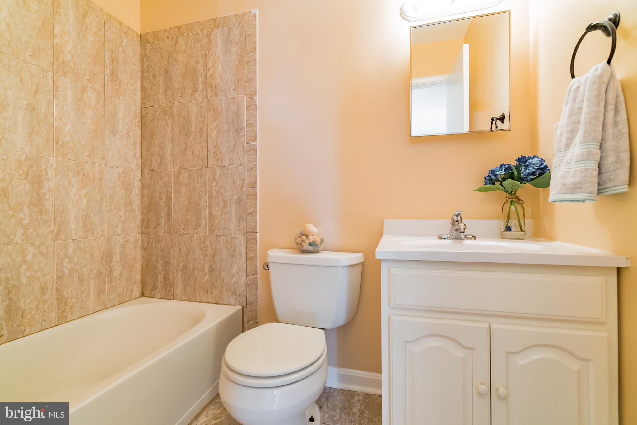 NEW ORCHARD ESTATES - Residential