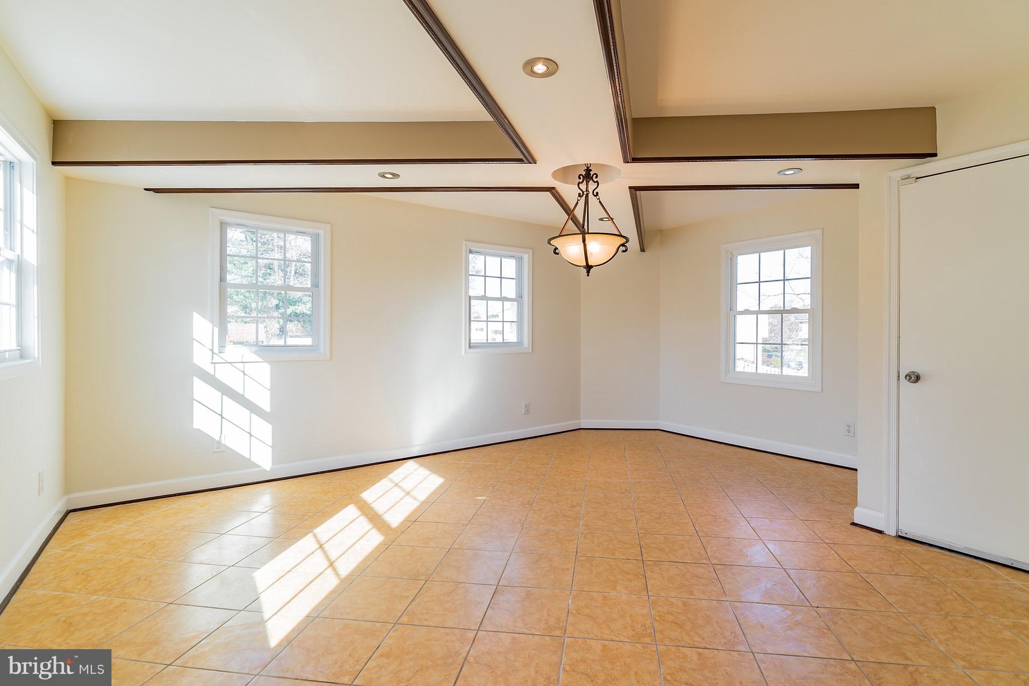 NEW ORCHARD ESTATES - Residential