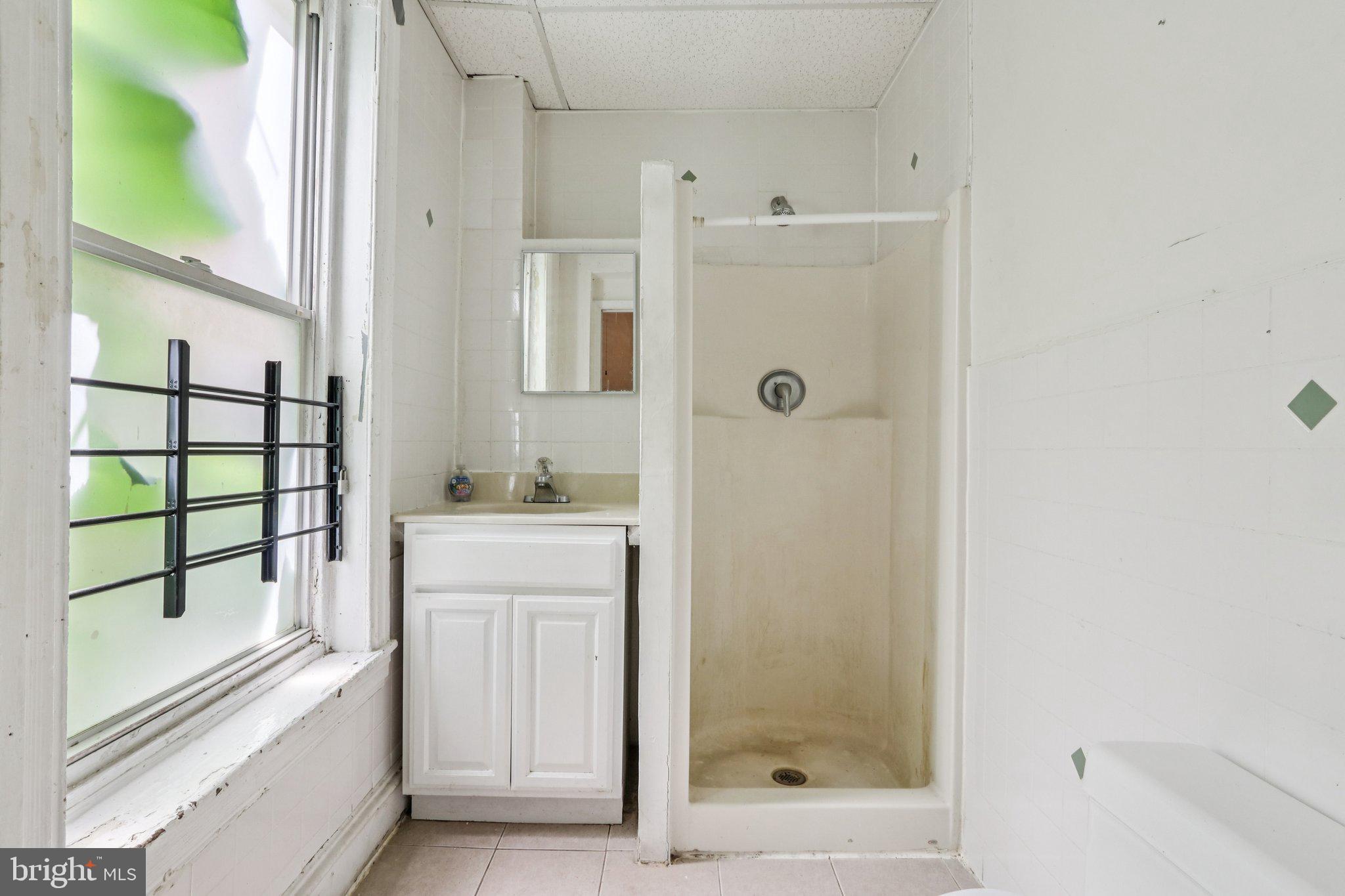 TEMPLE UNIVERSITY - Residential