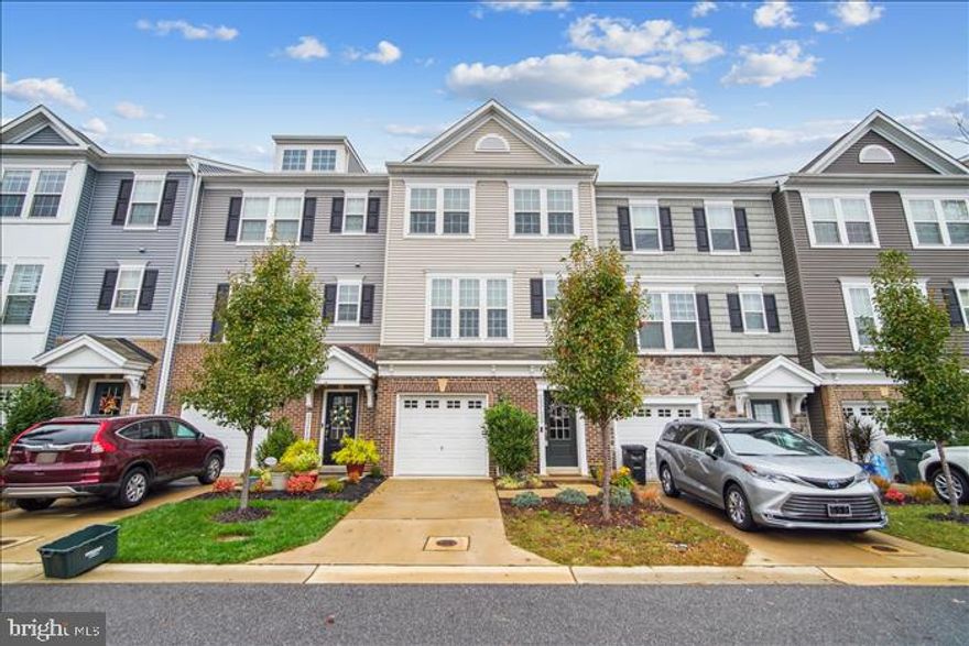 This sparkling interior townhome has so many desirable features. Well taken care of, professionally cleaned, showcasing open spaces; come visit today as this one has it all. Centrally located in Wildewood, take advantage of the many positive qualities this popular neighborhood has to offer. Snow removal, trash, recycling and pool passes are included in the HOA at no cost to a tenant. Available now.