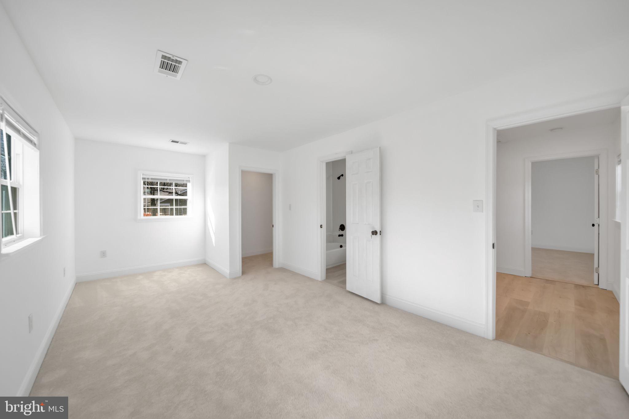 SHEN FARMS MT LAKE - Residential