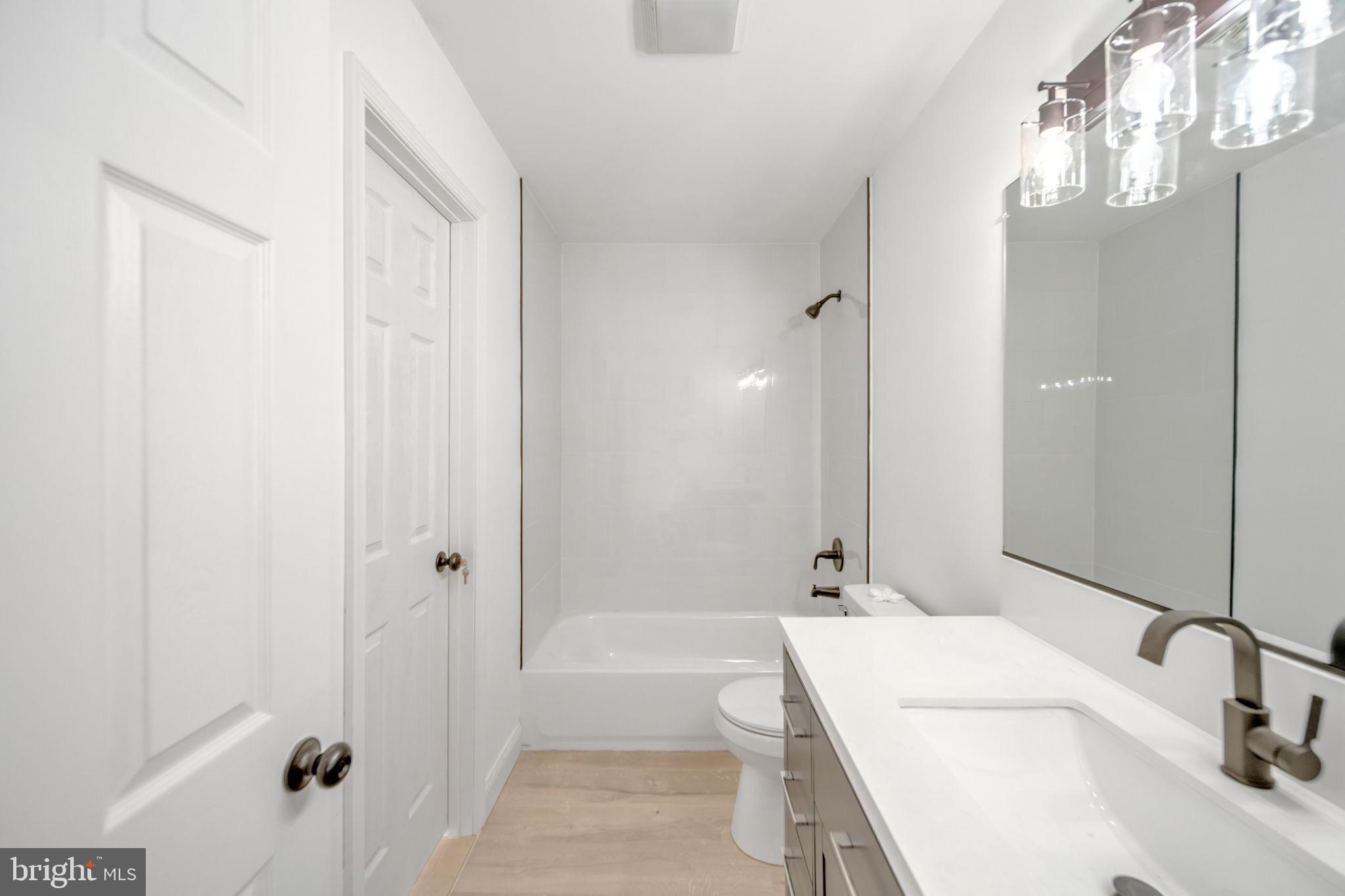 SHEN FARMS MT LAKE - Residential