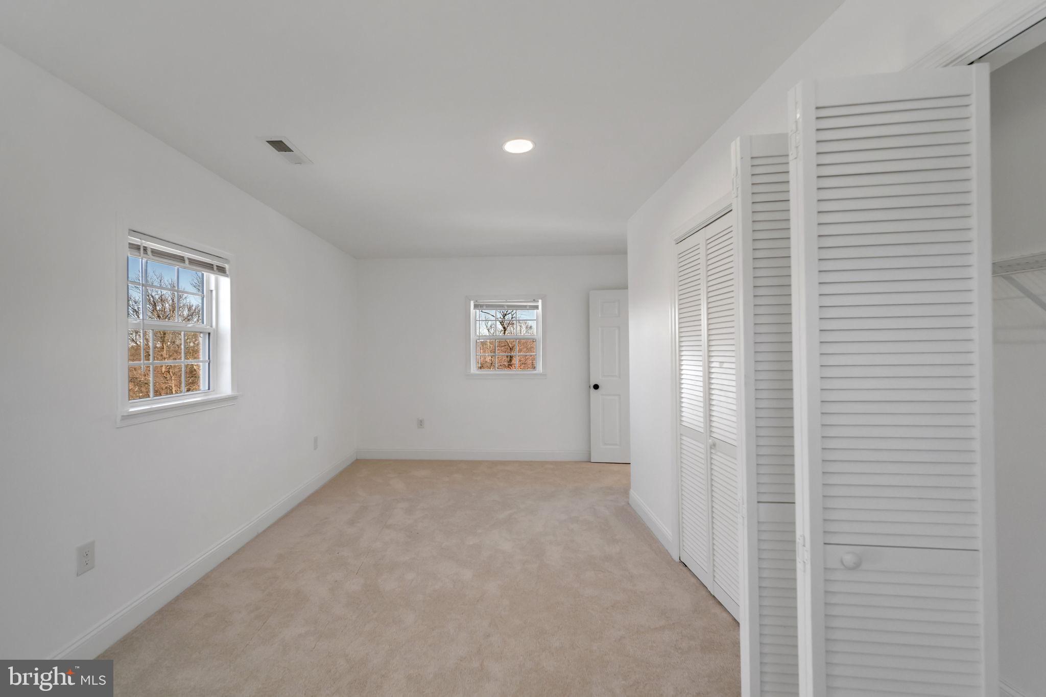 SHEN FARMS MT LAKE - Residential