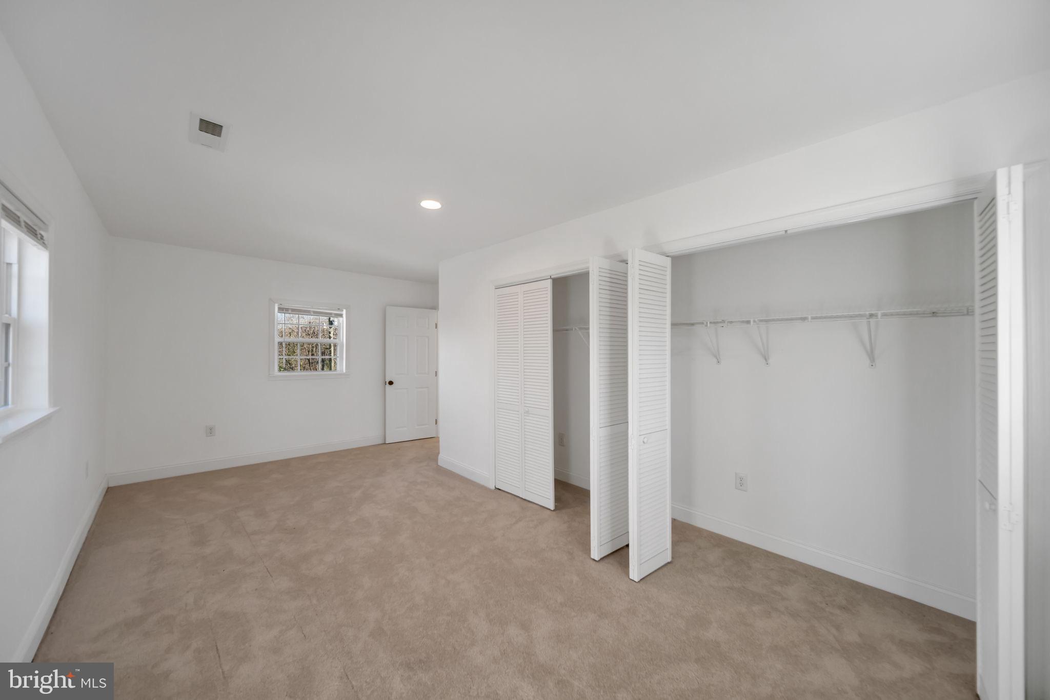 SHEN FARMS MT LAKE - Residential