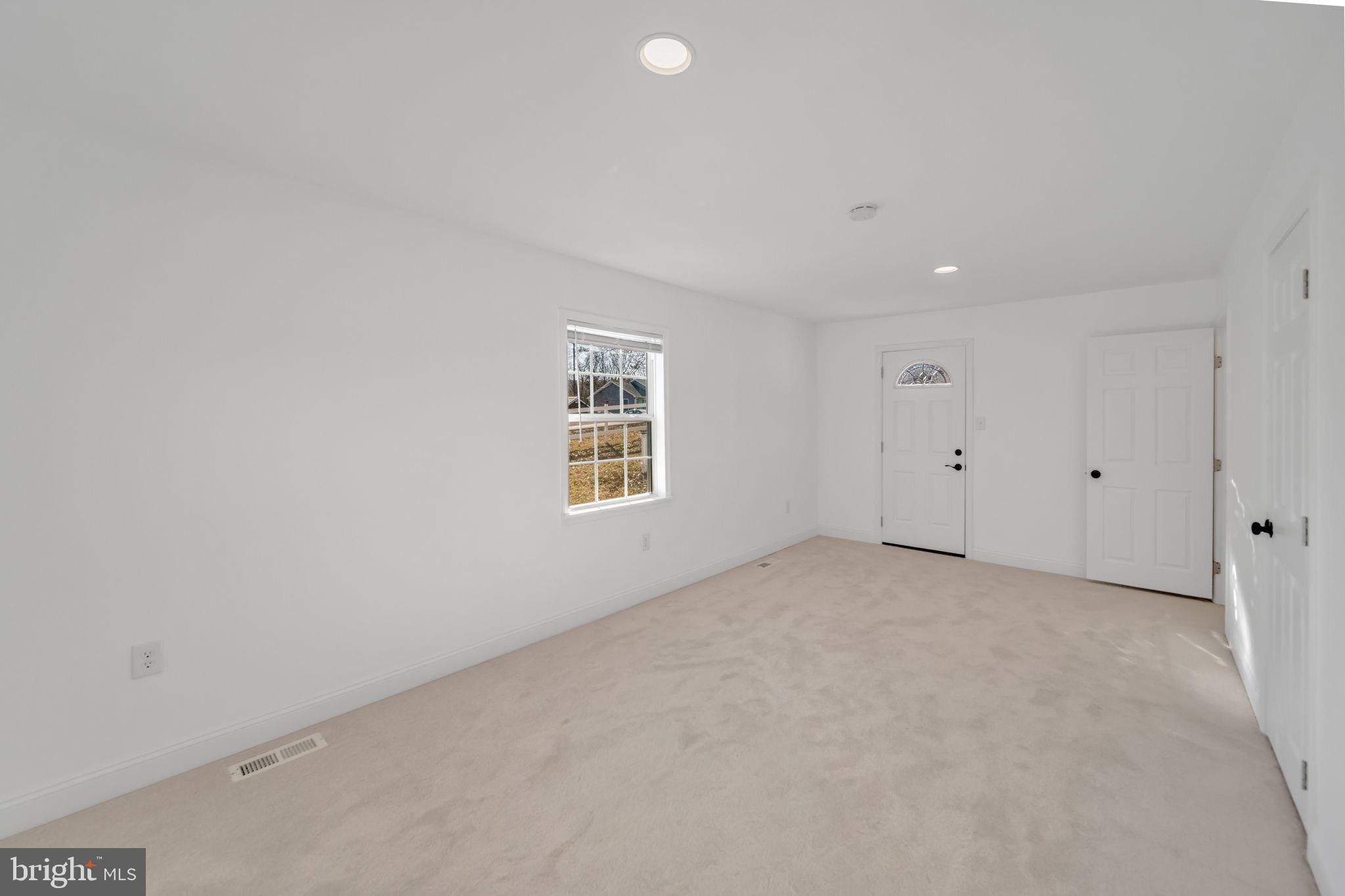 SHEN FARMS MT LAKE - Residential