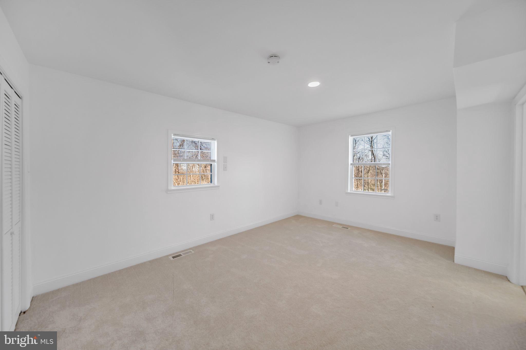 SHEN FARMS MT LAKE - Residential