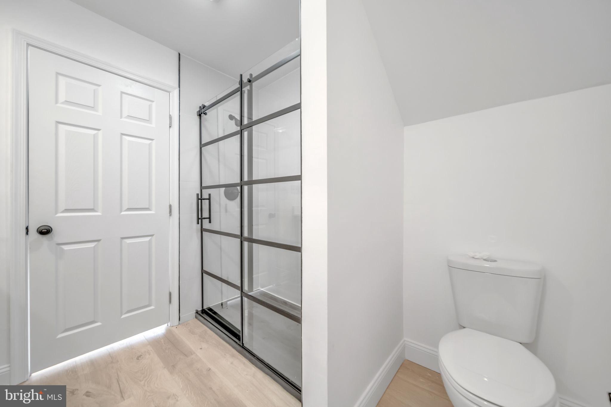 SHEN FARMS MT LAKE - Residential