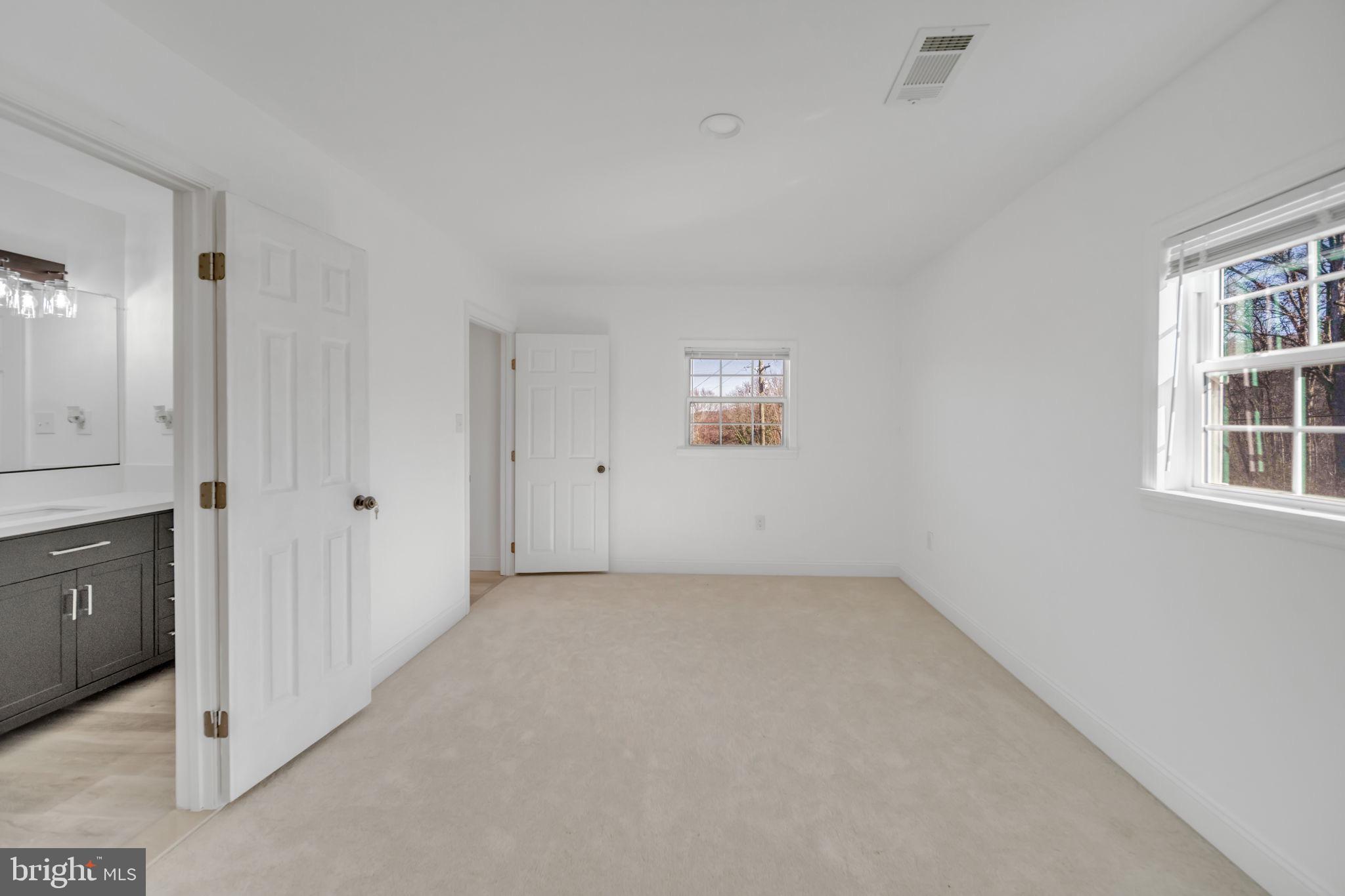 SHEN FARMS MT LAKE - Residential