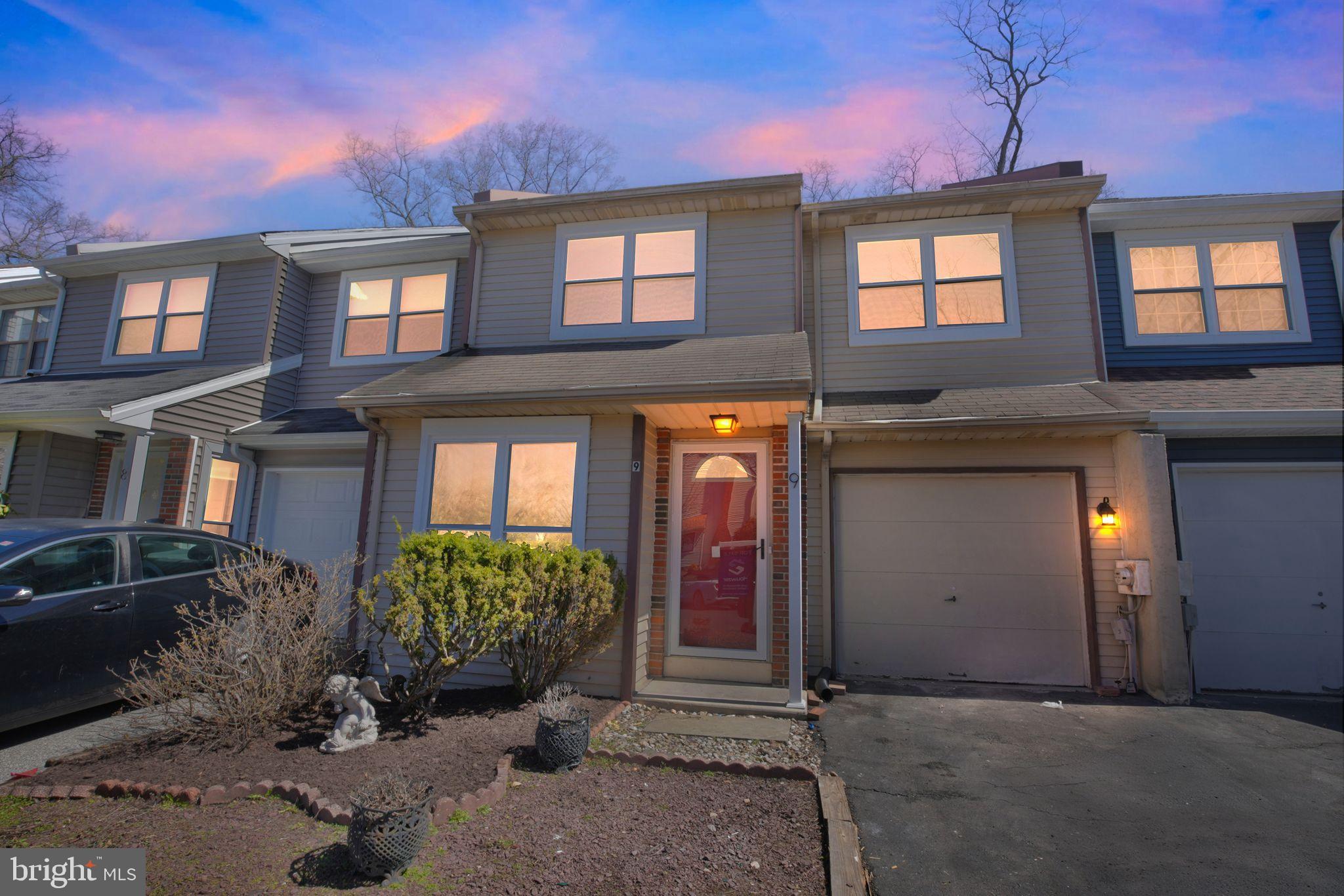 BROOKSIDE - Residential