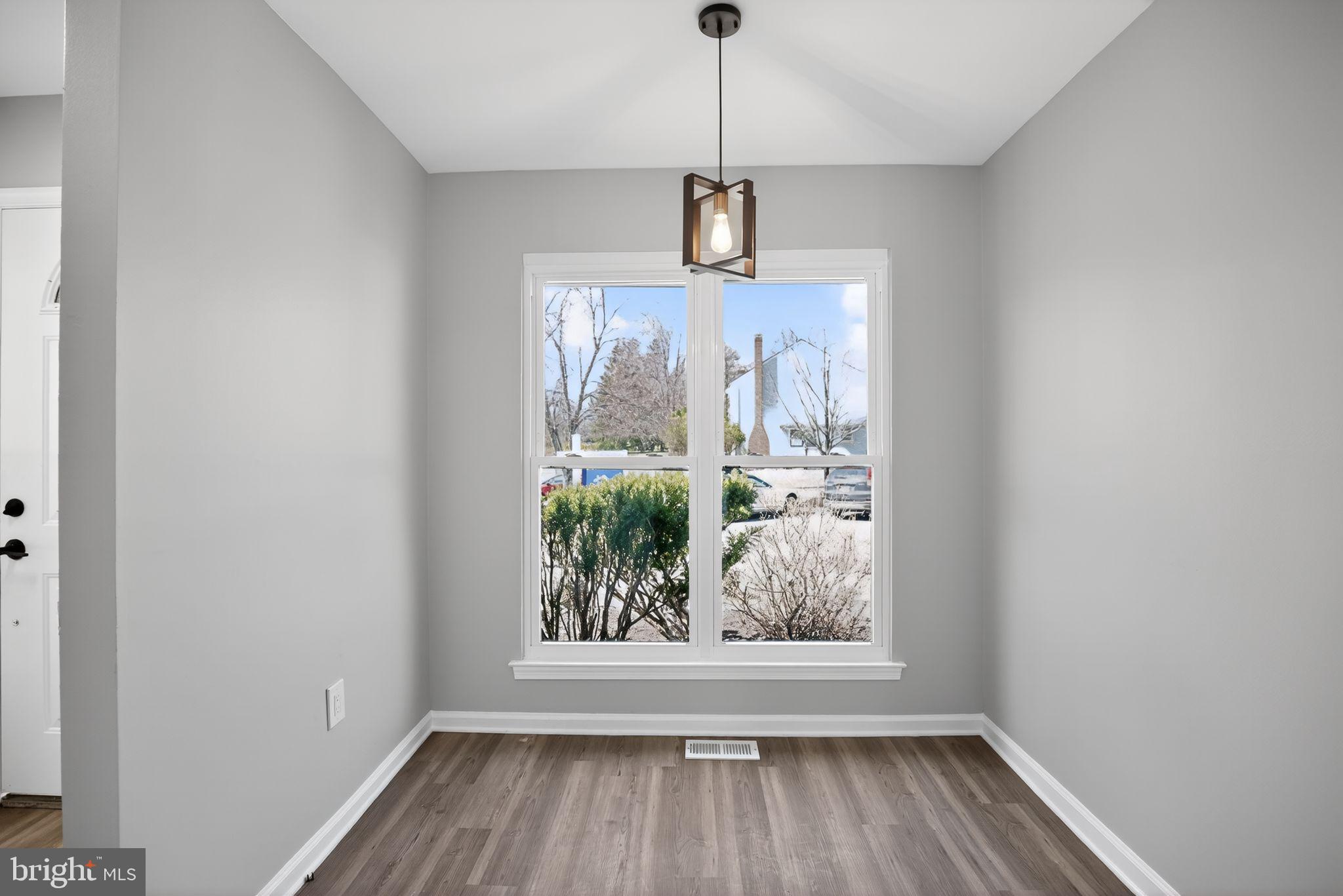 BROOKSIDE - Residential