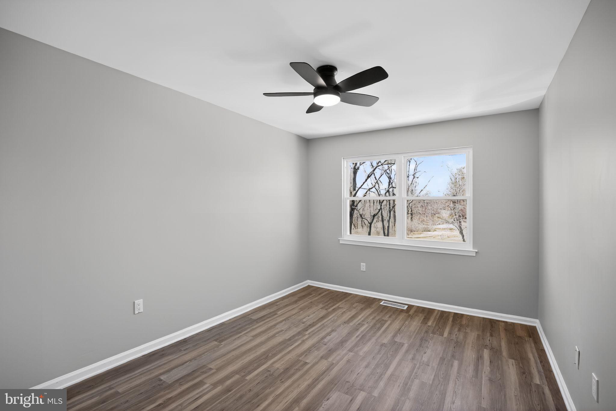 BROOKSIDE - Residential