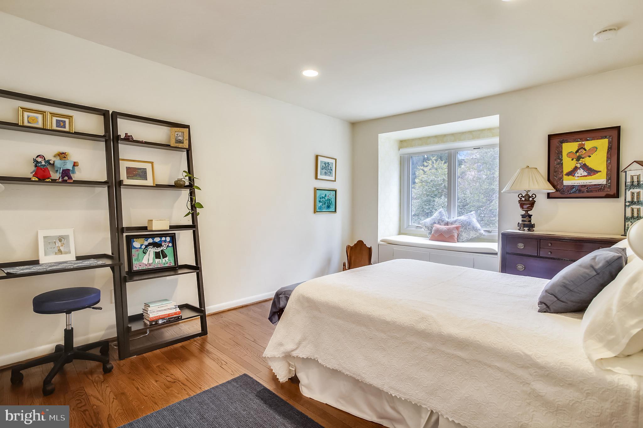 BUCKINGHAM MANOR - Residential