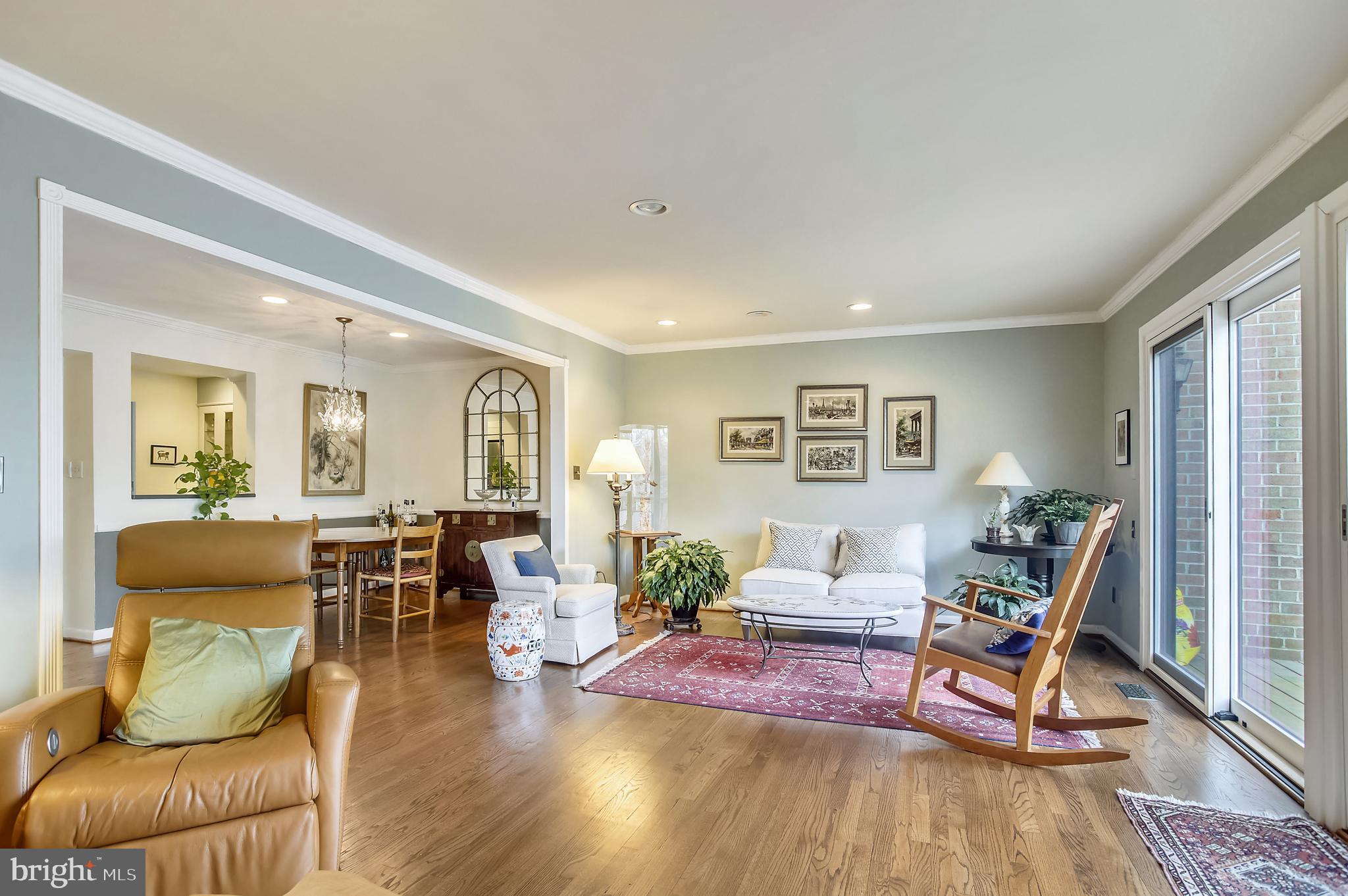 BUCKINGHAM MANOR - Residential