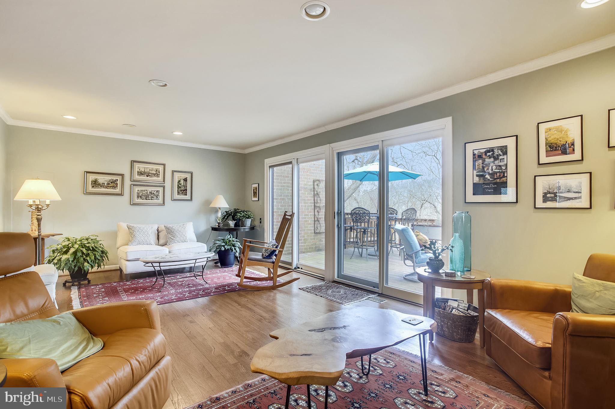 BUCKINGHAM MANOR - Residential