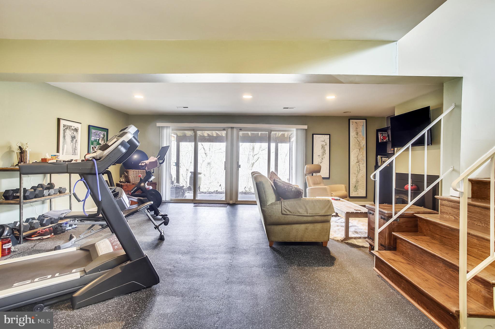 BUCKINGHAM MANOR - Residential