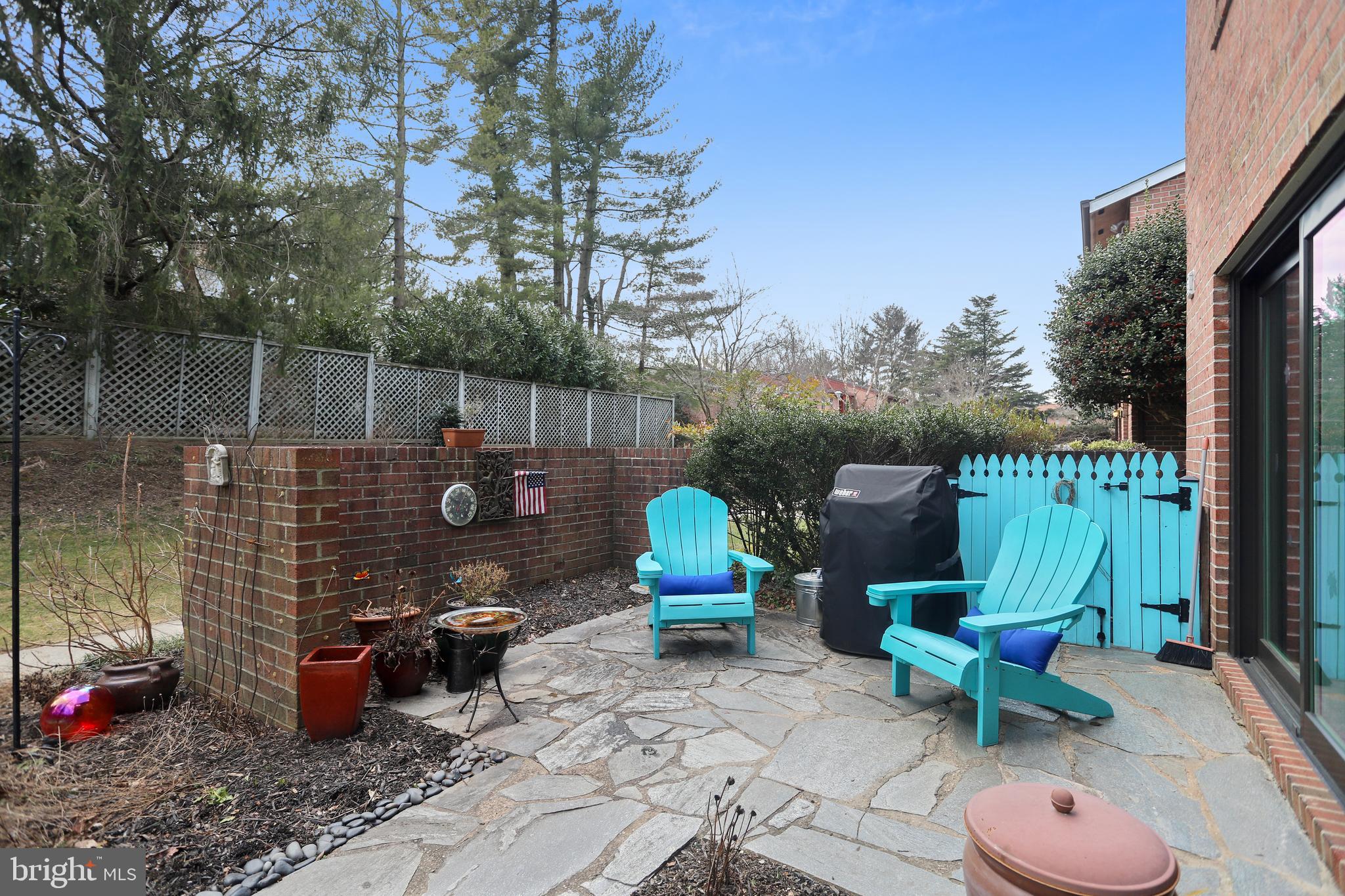 BUCKINGHAM MANOR - Residential