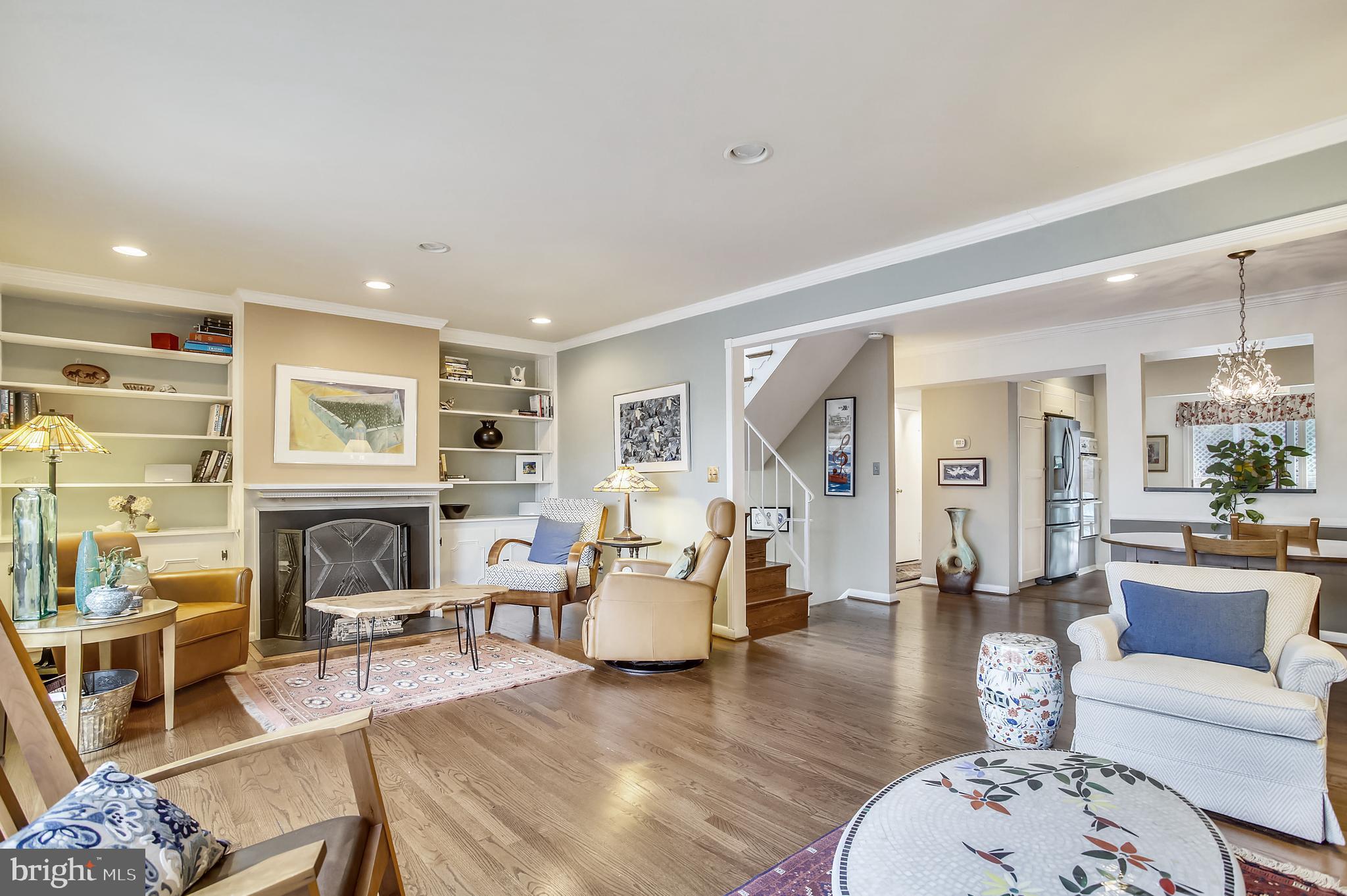 BUCKINGHAM MANOR - Residential