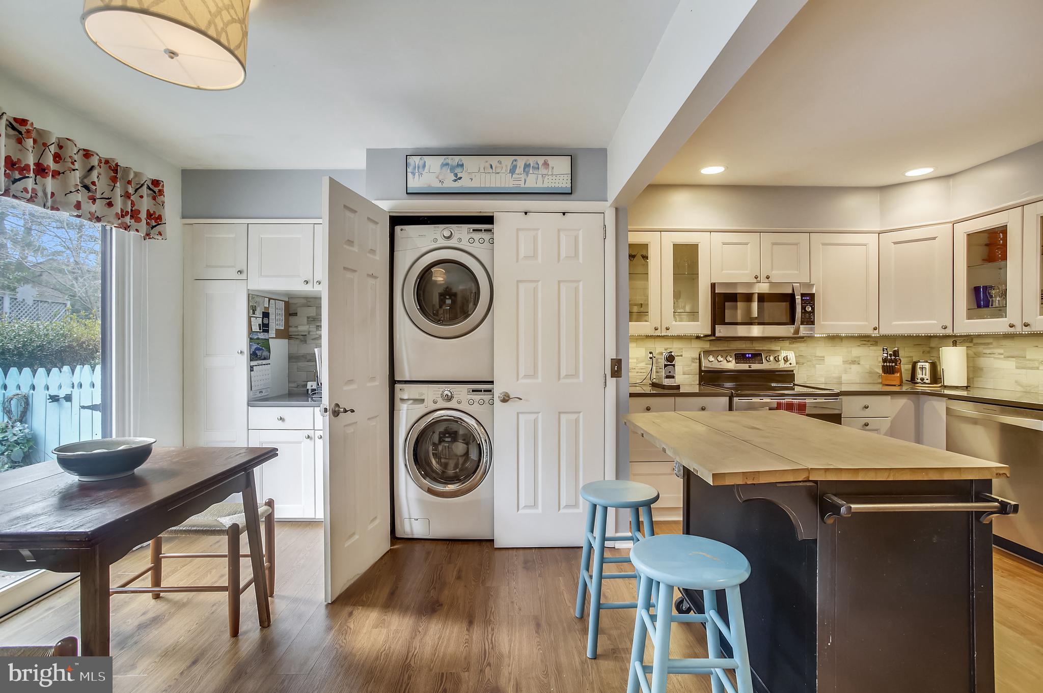 BUCKINGHAM MANOR - Residential