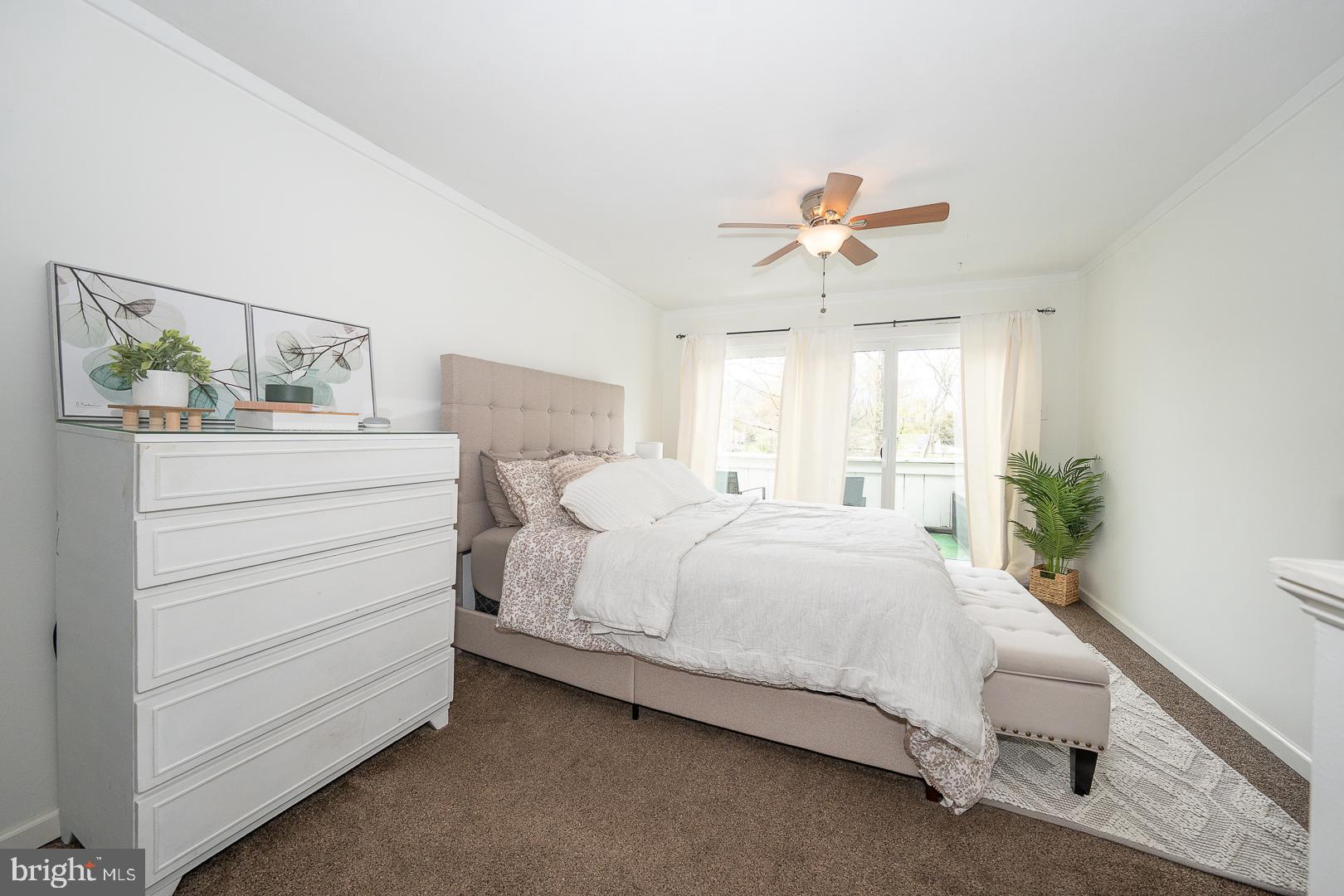 SUMMIT HOUSE - Residential