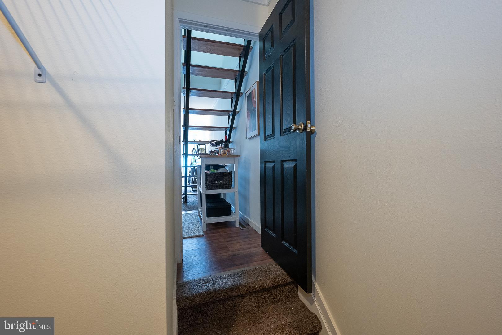 SUMMIT HOUSE - Residential