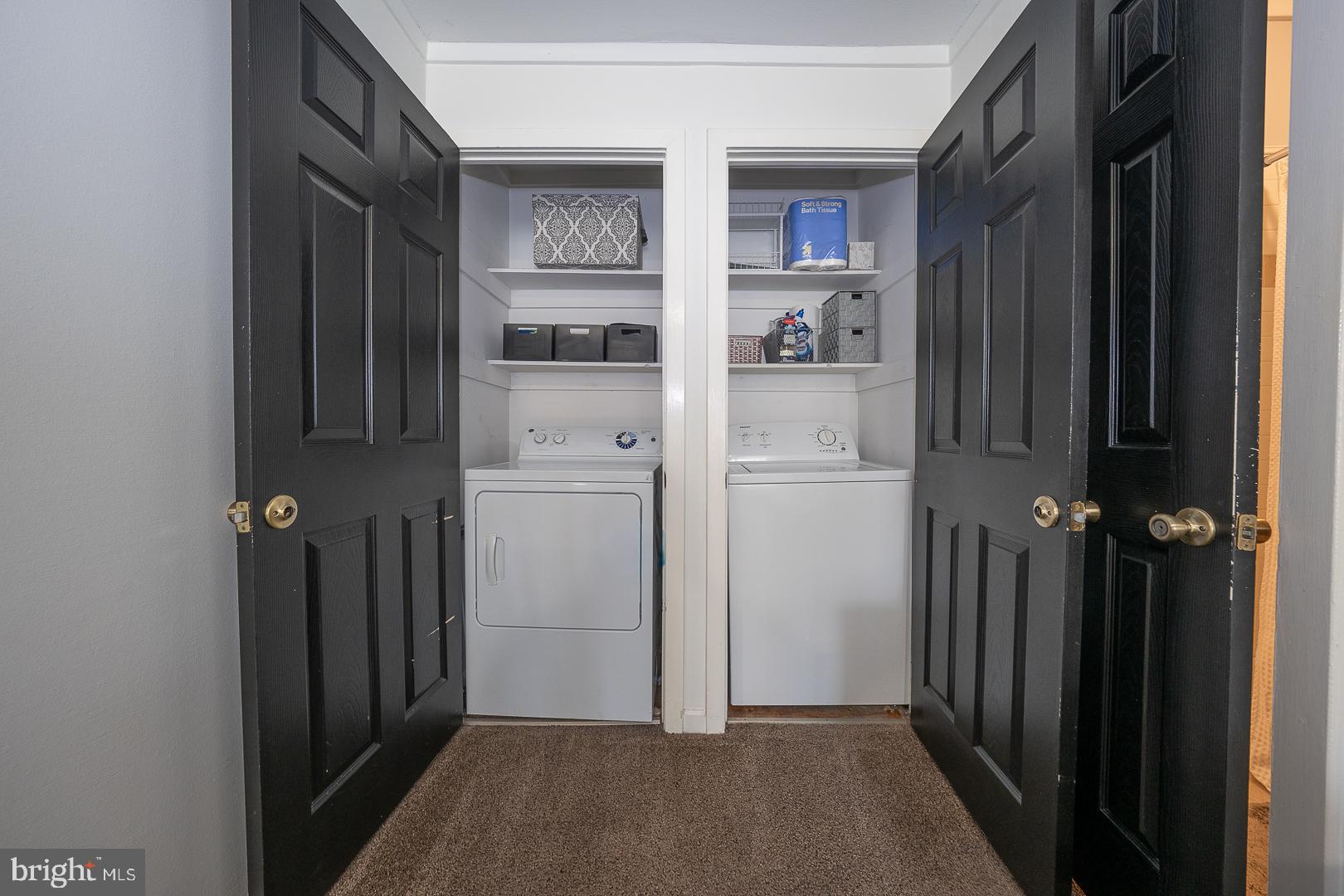 SUMMIT HOUSE - Residential