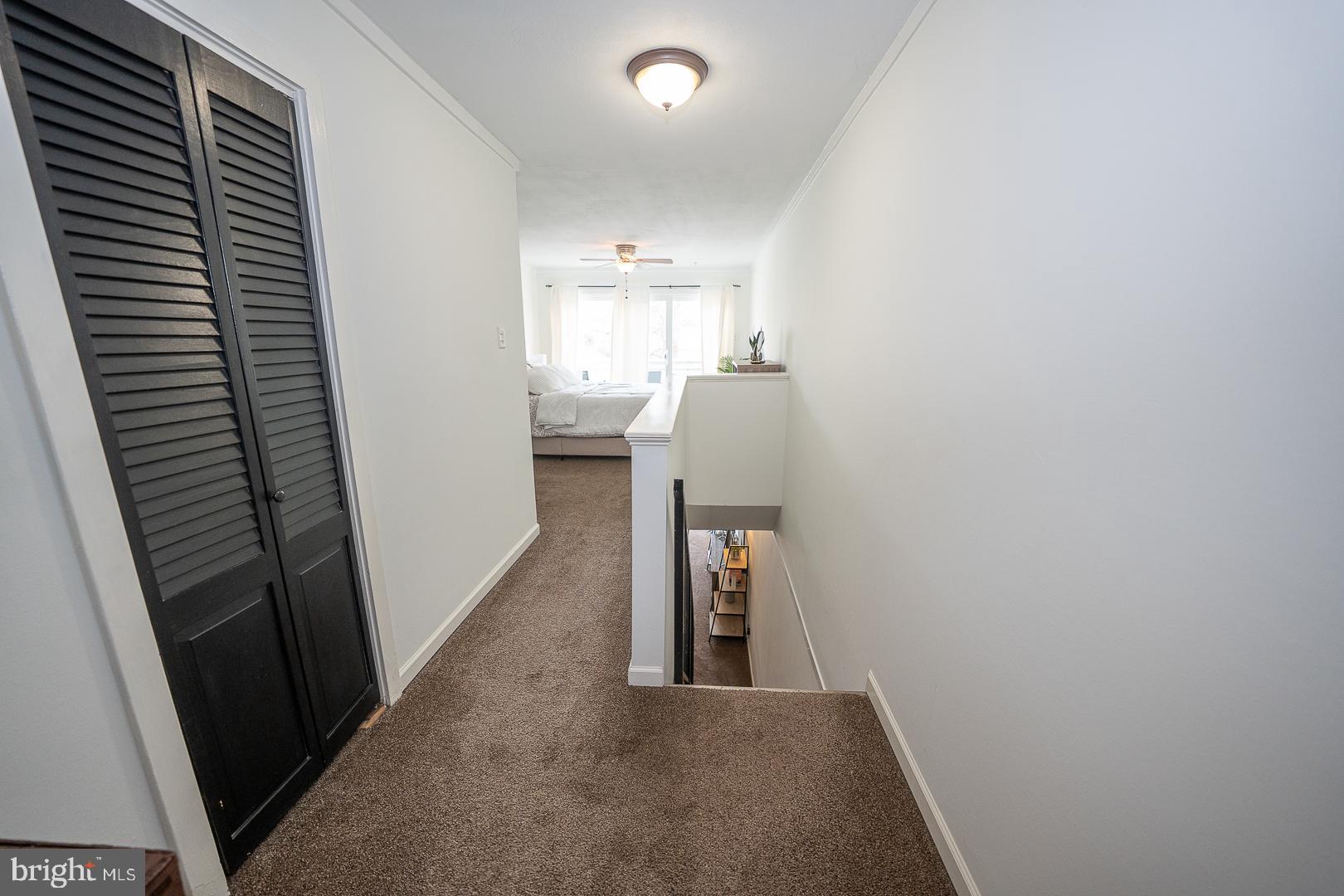 SUMMIT HOUSE - Residential