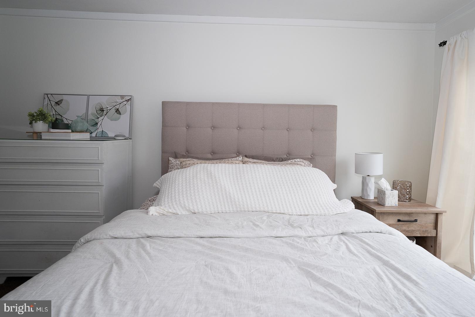 SUMMIT HOUSE - Residential