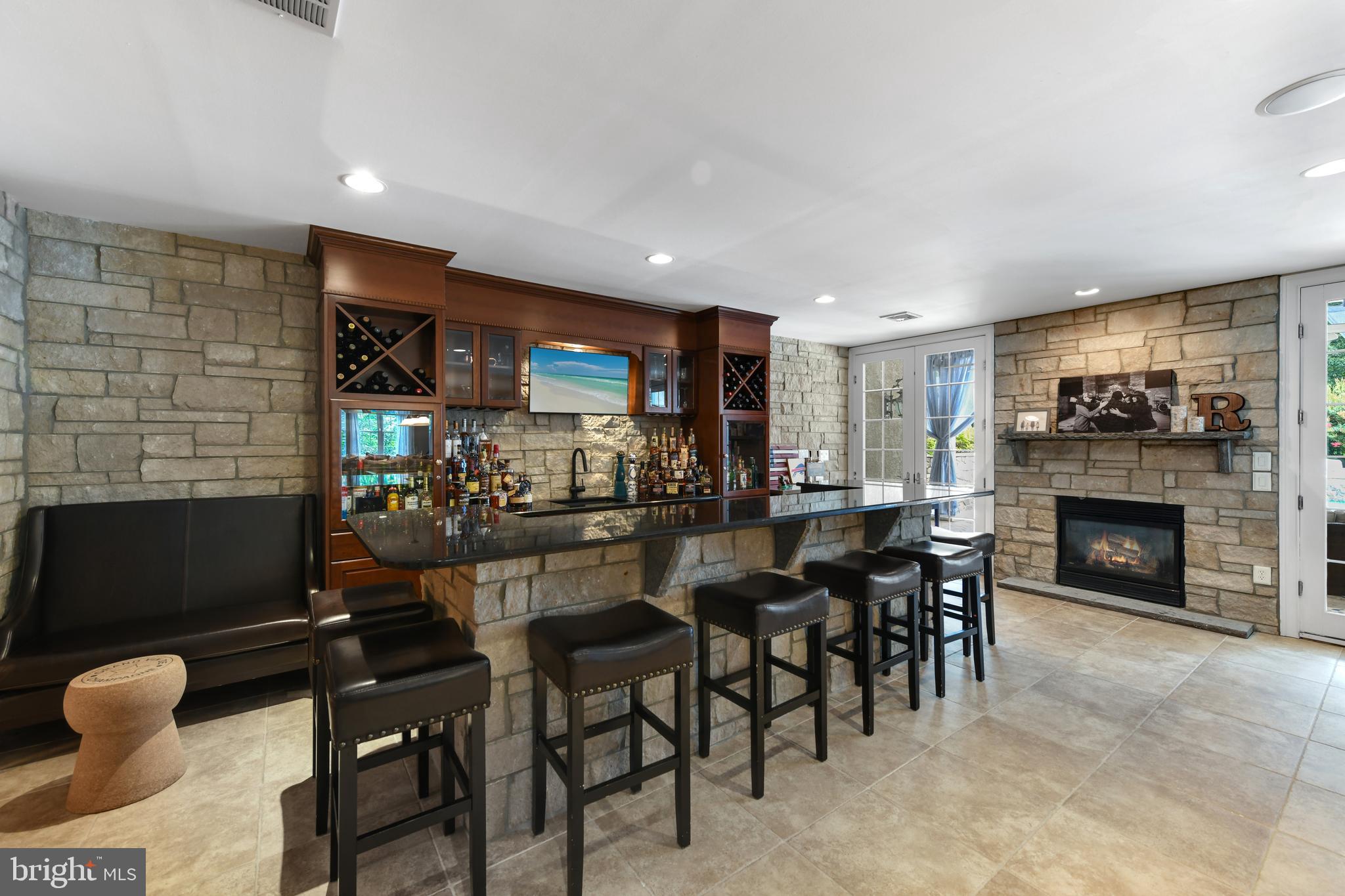 THE VINEYARDS - Residential