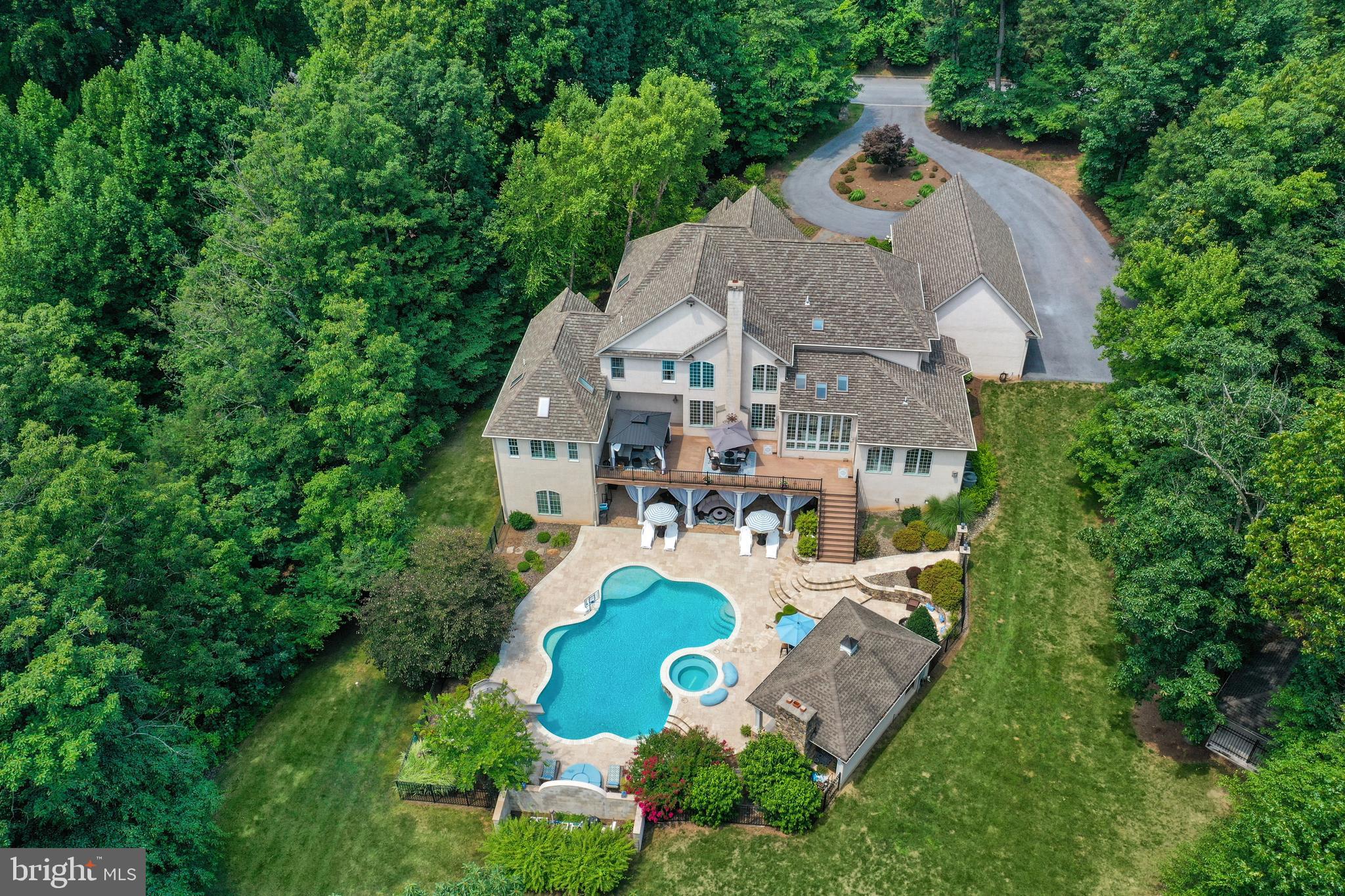 THE VINEYARDS - Residential