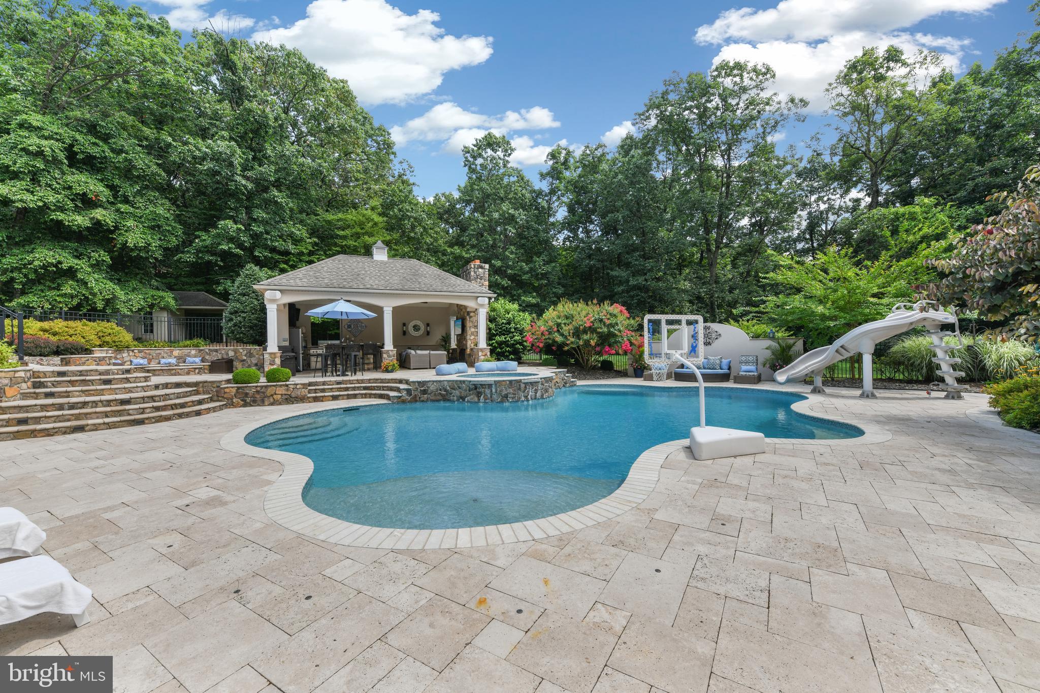 THE VINEYARDS - Residential