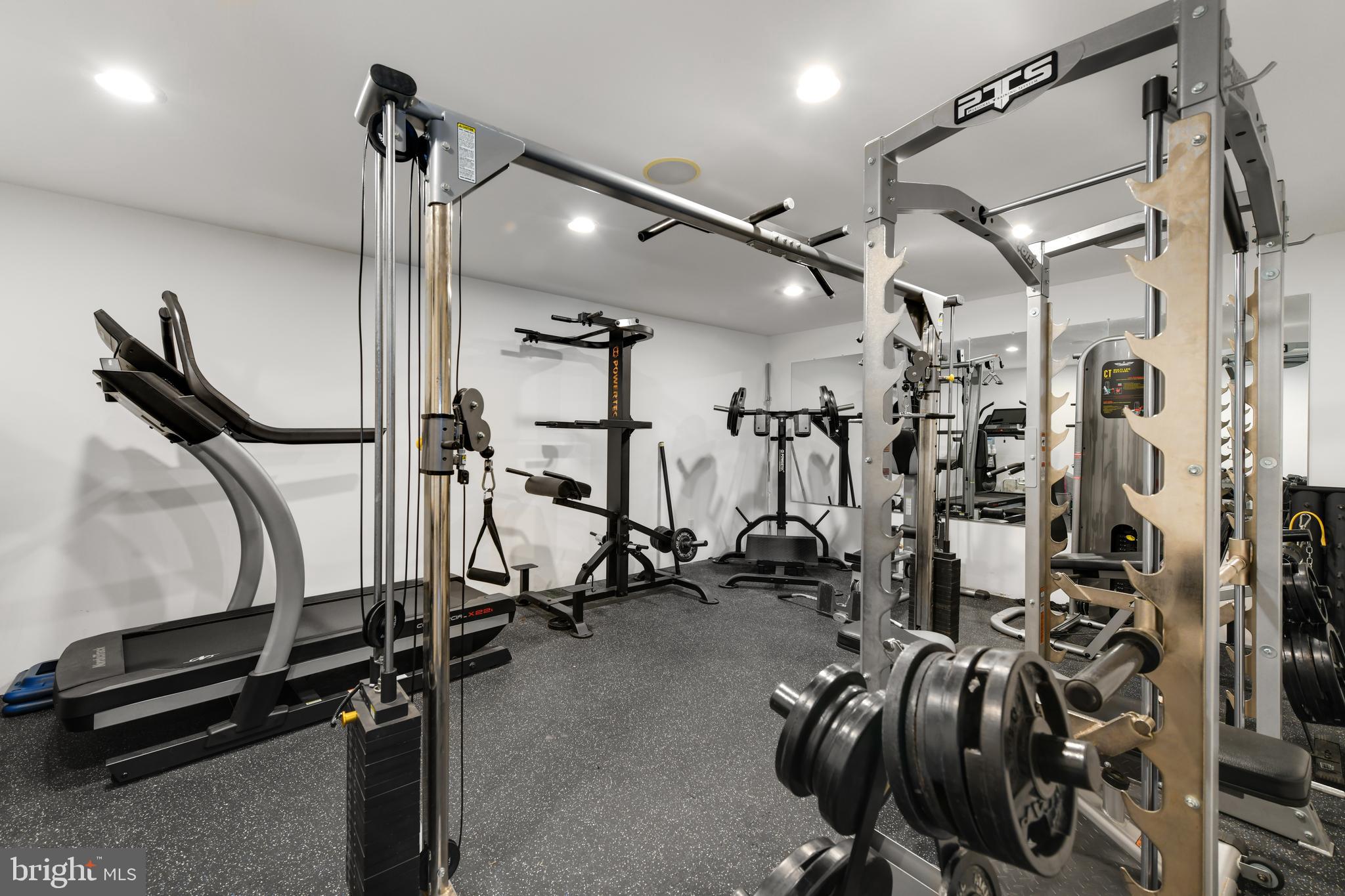 THE VINEYARDS - Residential