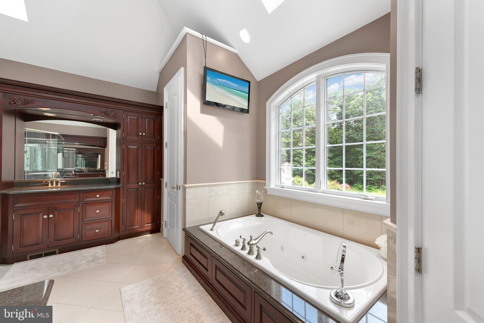 THE VINEYARDS - Residential