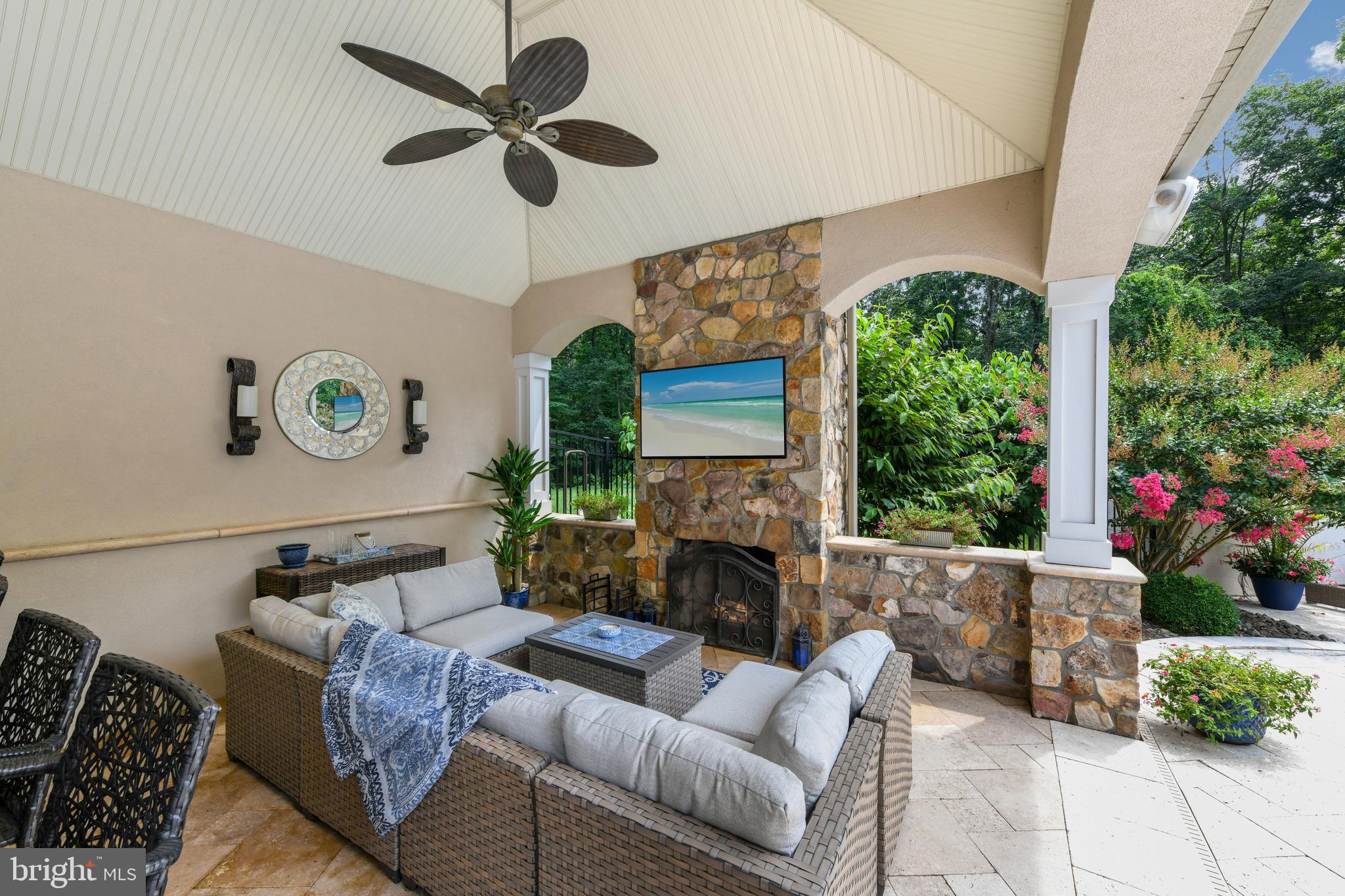 THE VINEYARDS - Residential