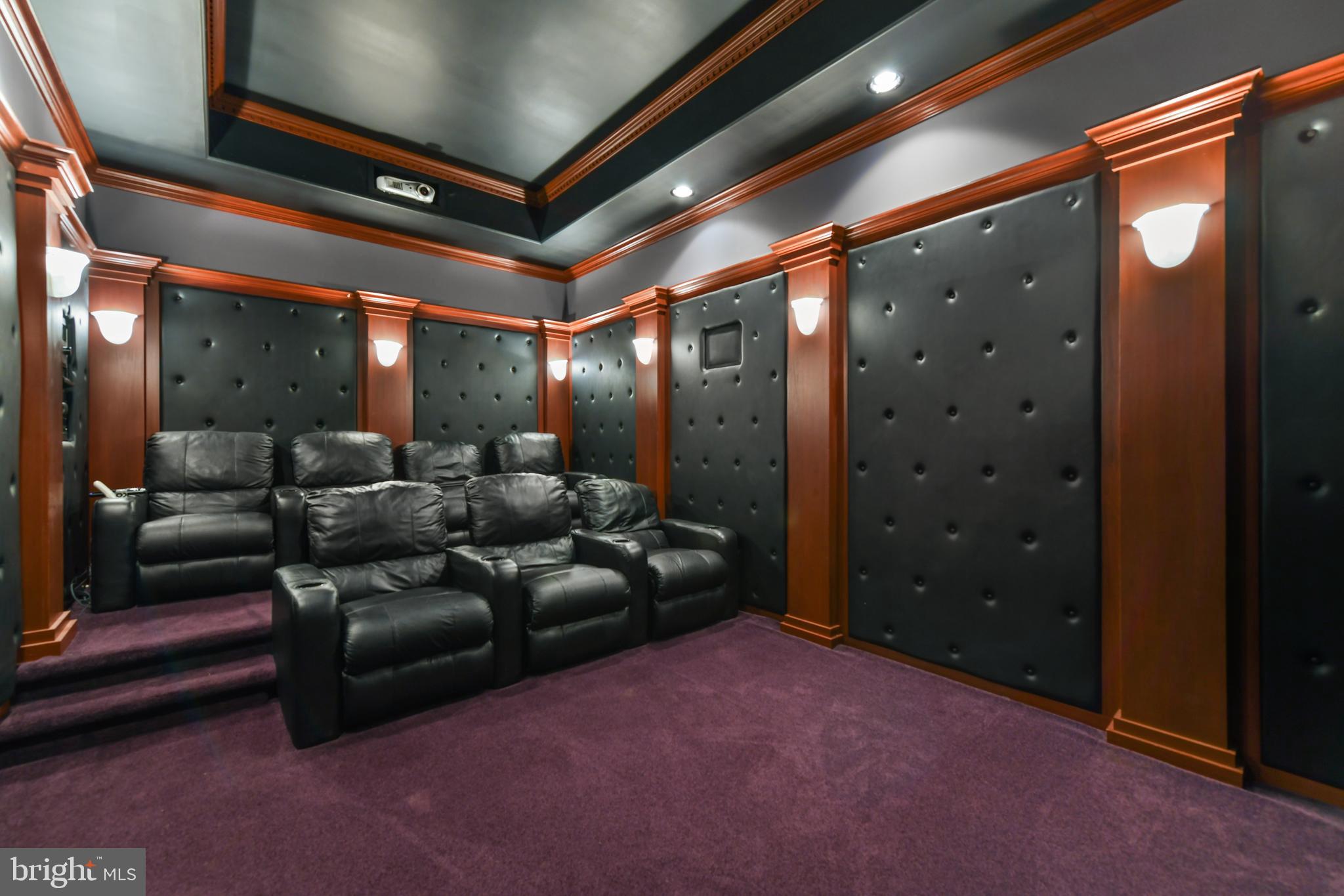 THE VINEYARDS - Residential