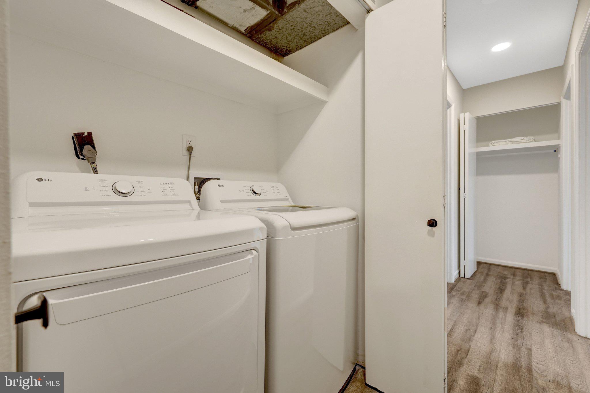 STERLING  PARK - Residential