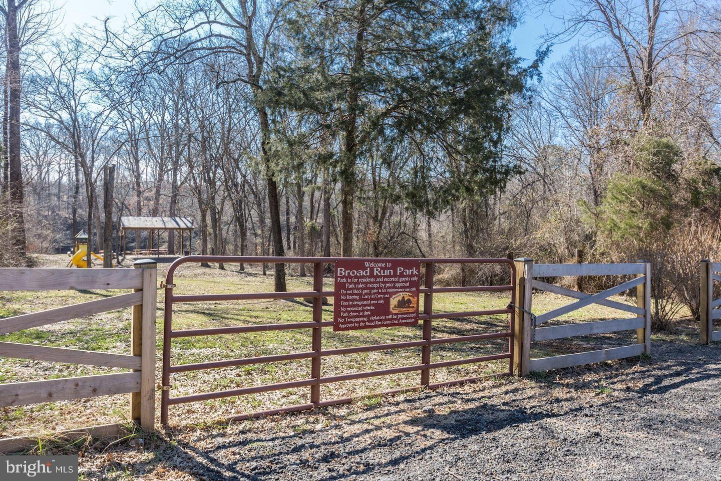 STERLING  PARK - Residential