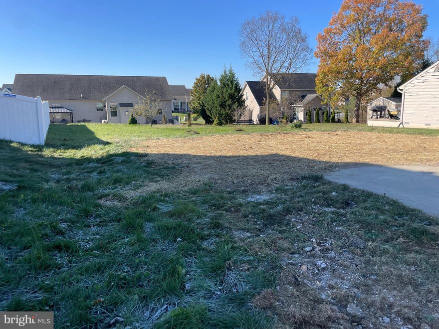 11/8/2023: MULTIPLE OFFERS IN HAND; HIGHEST AND BEST DEADLINE IS NOVEMBER 10TH @ 5PM.

The previous home was destroyed by fire.  Asbestos report included in documents.  The neighboring home was also damaged by fire and is in the process of being demolished.
