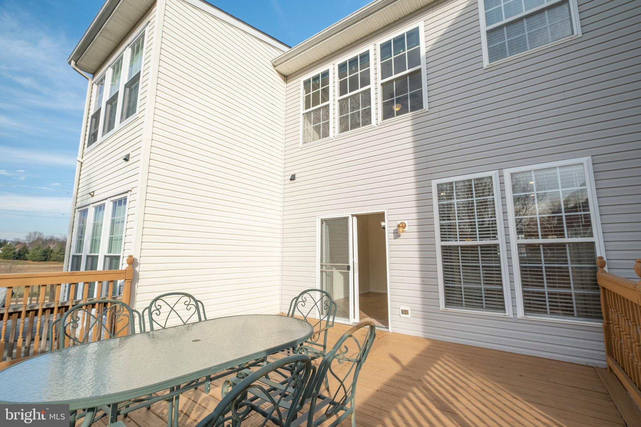 RIDGEVIEW II - Residential Lease