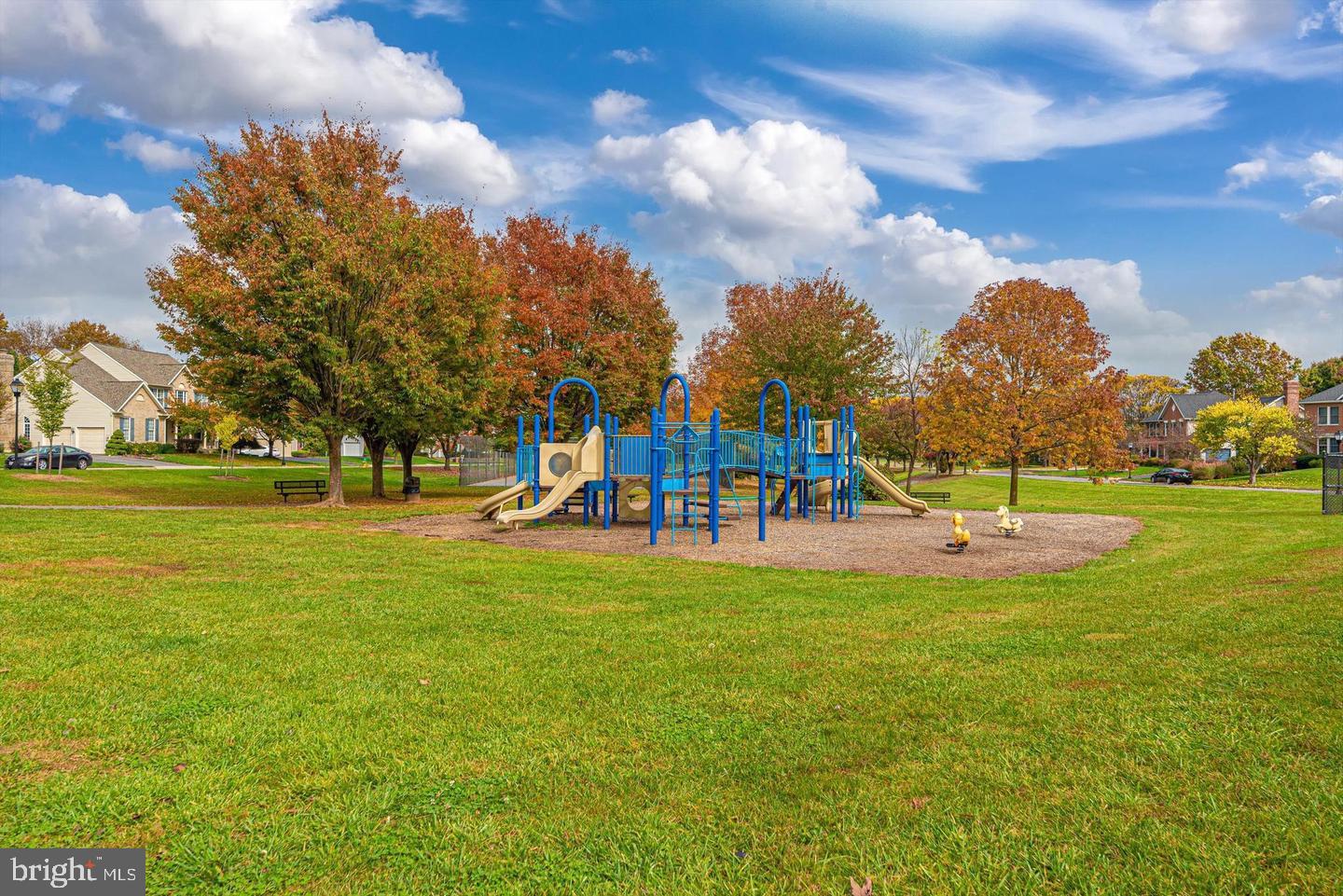 RIDGEVIEW II - Residential Lease