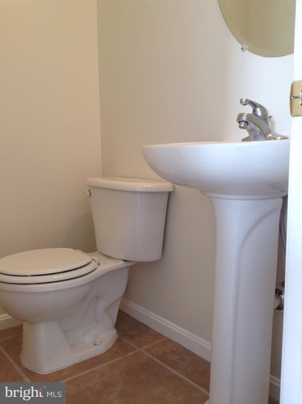 RIDGEVIEW II - Residential Lease