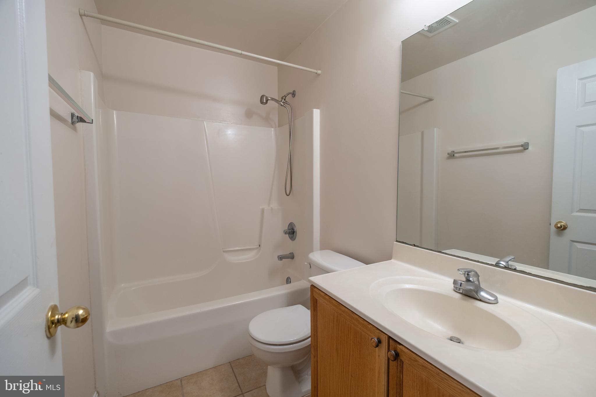 RIDGEVIEW II - Residential Lease