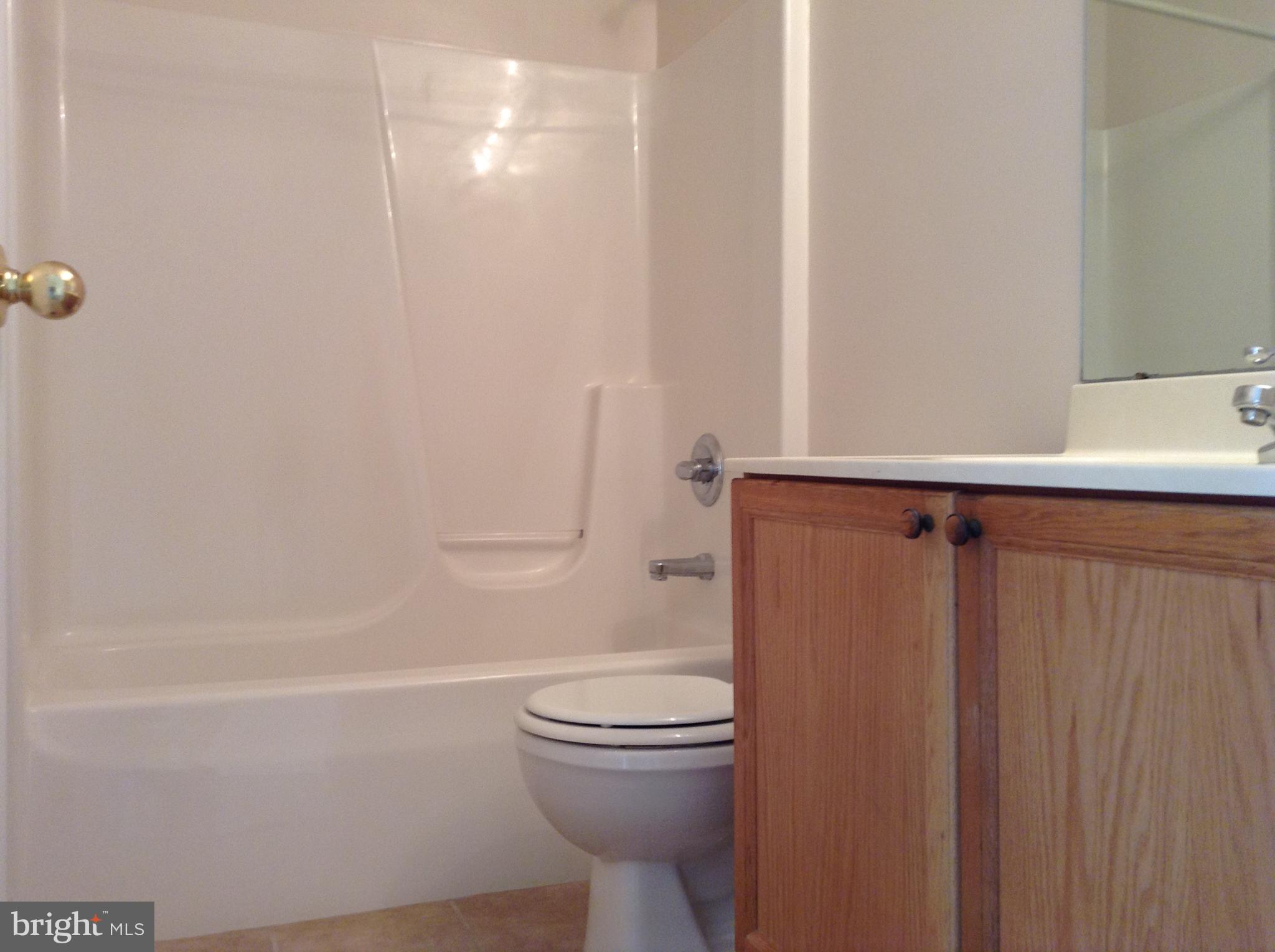 RIDGEVIEW II - Residential Lease