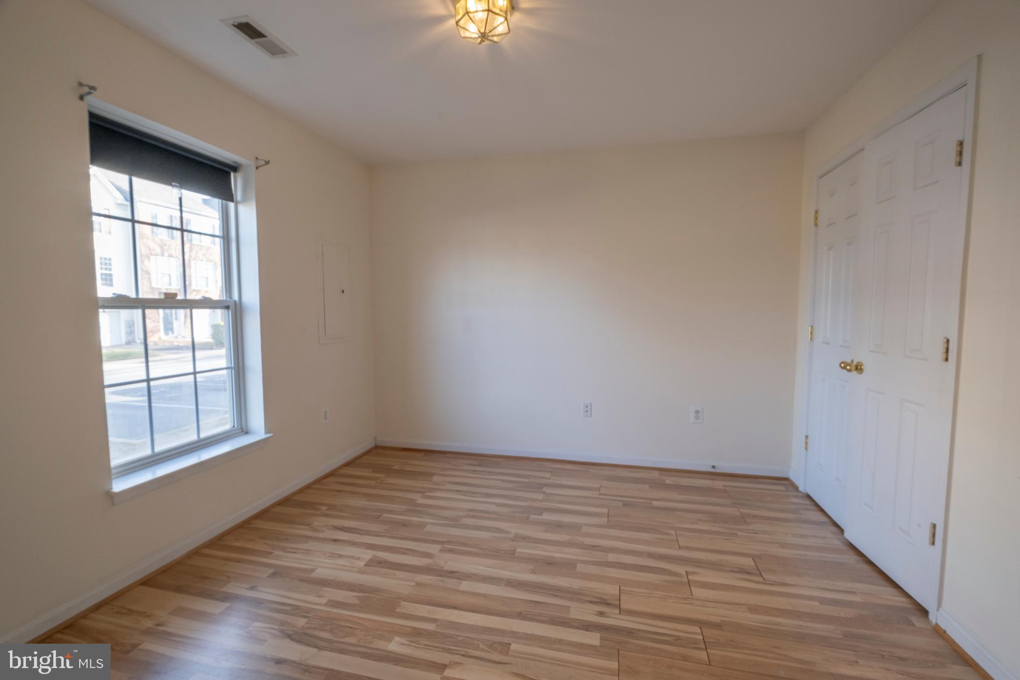 RIDGEVIEW II - Residential Lease