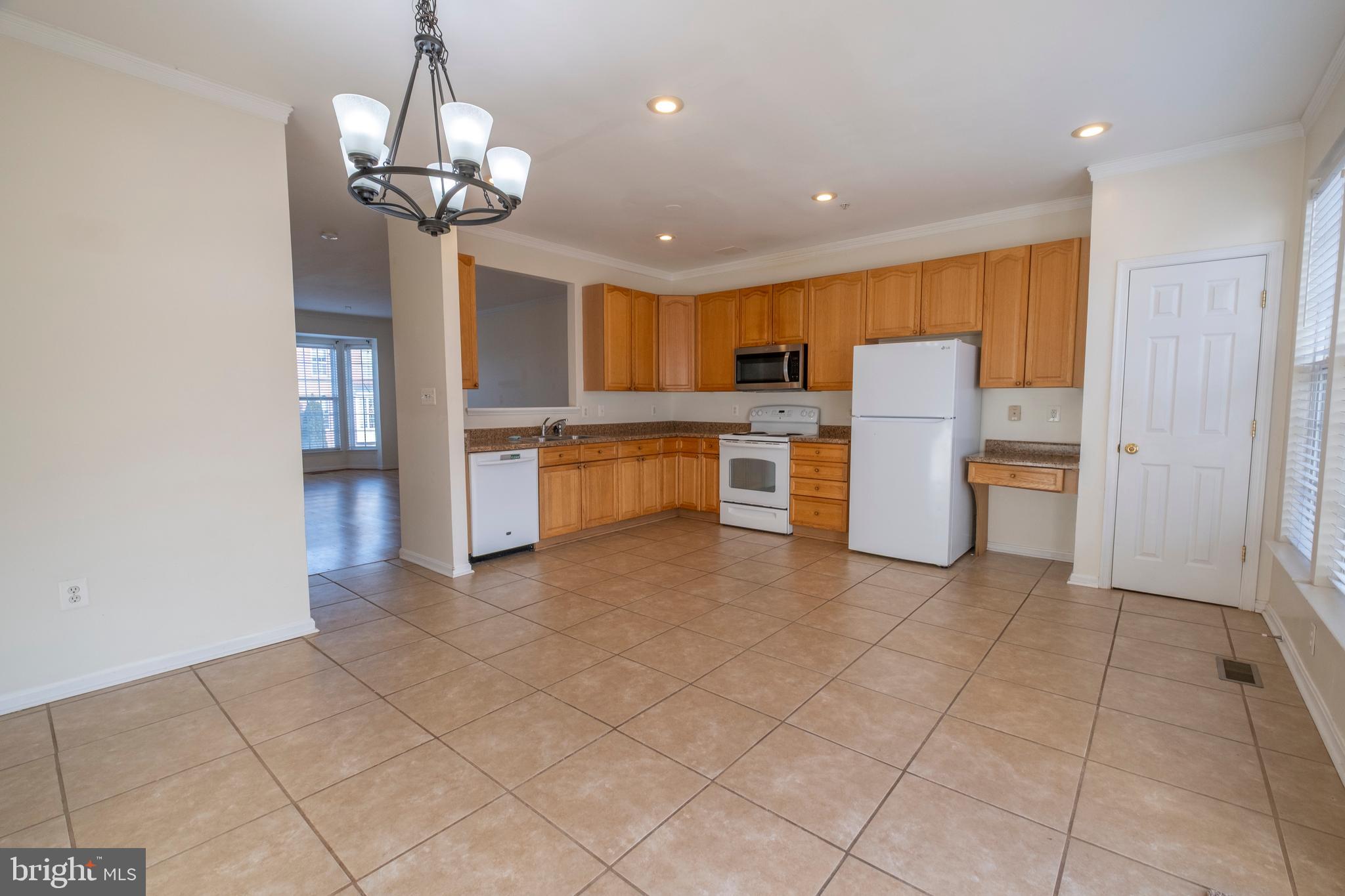 RIDGEVIEW II - Residential Lease