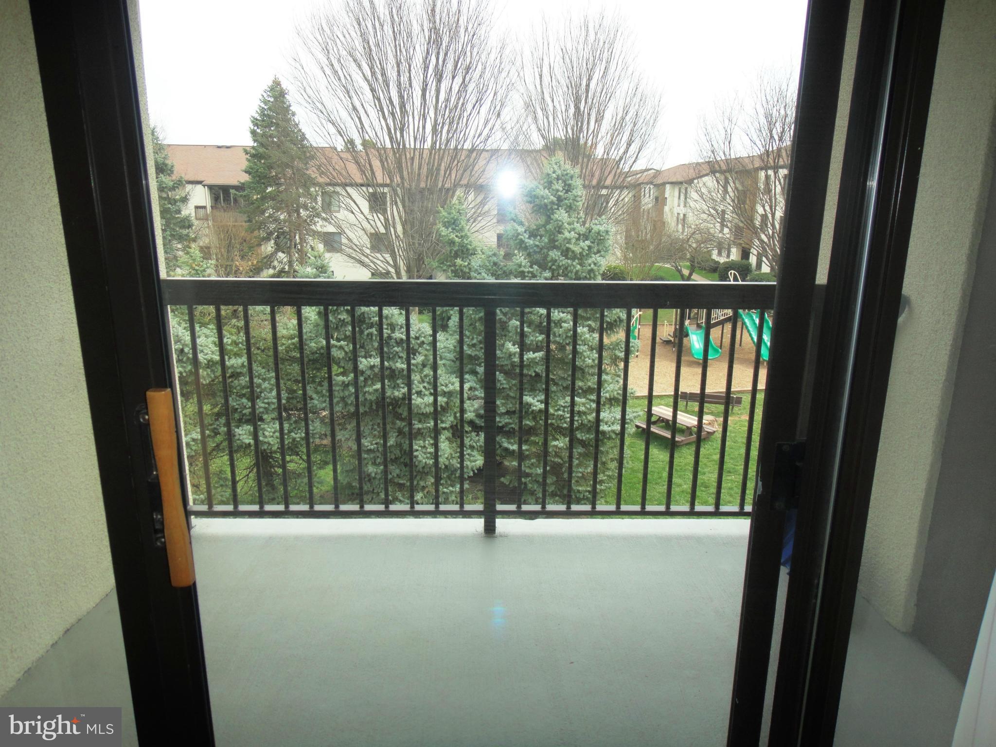 LIFESTYLE - Residential Lease