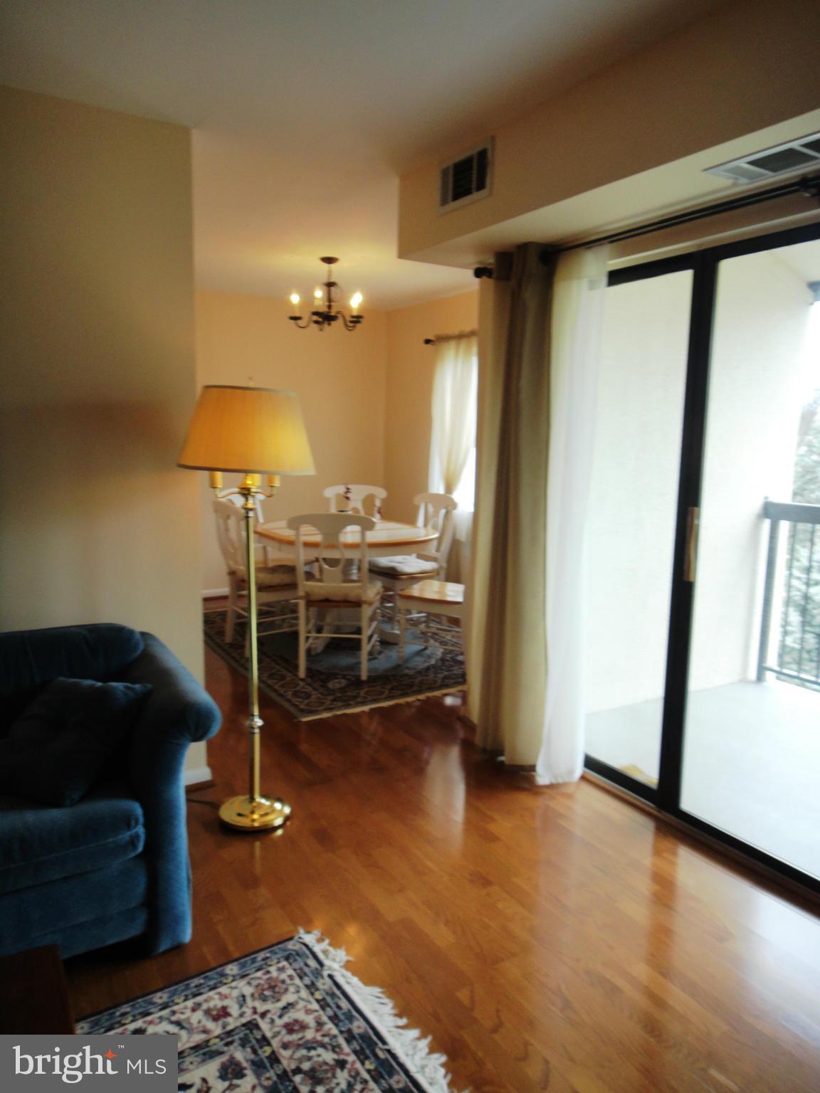 LIFESTYLE - Residential Lease