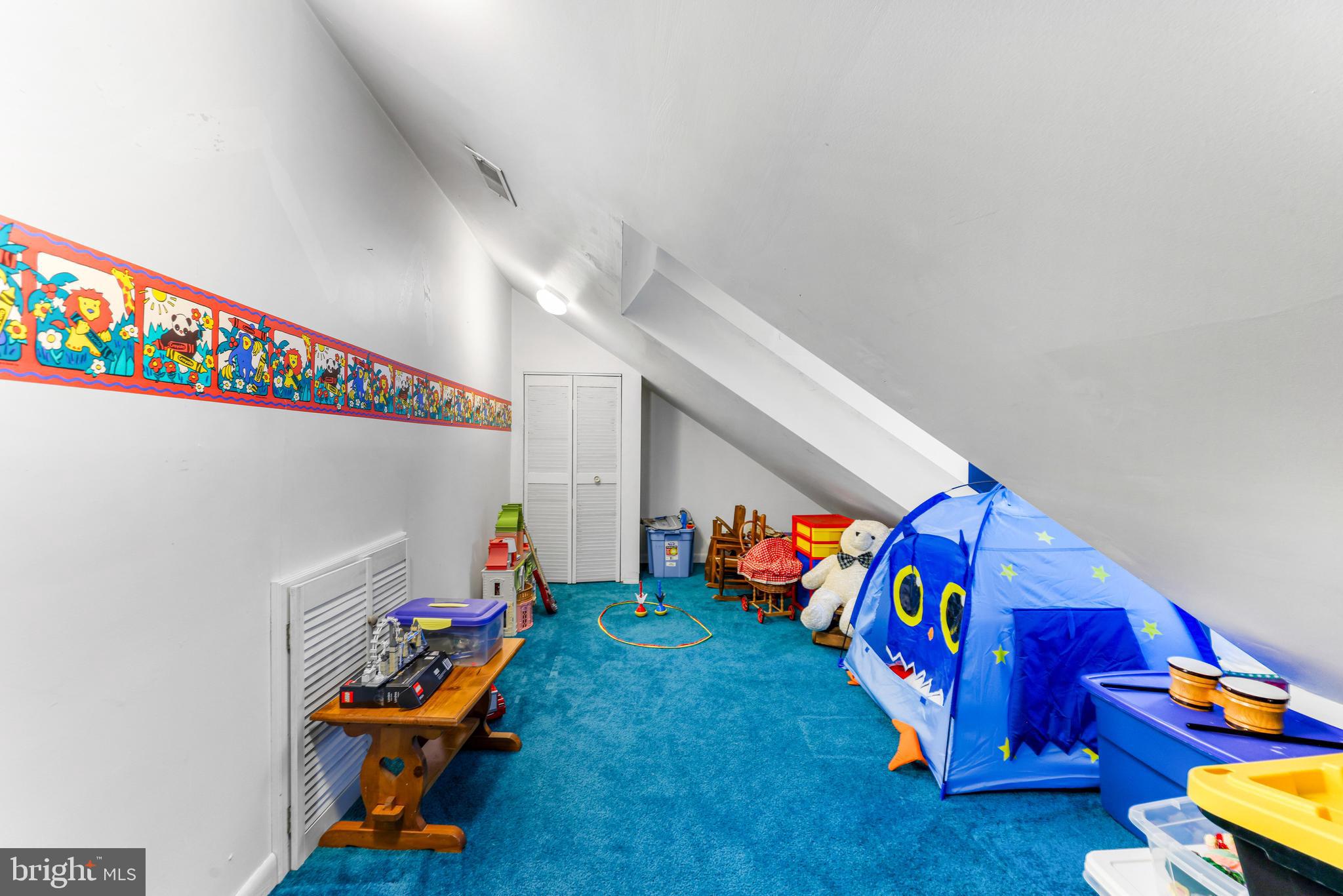 LAWYERS HILL - Residential