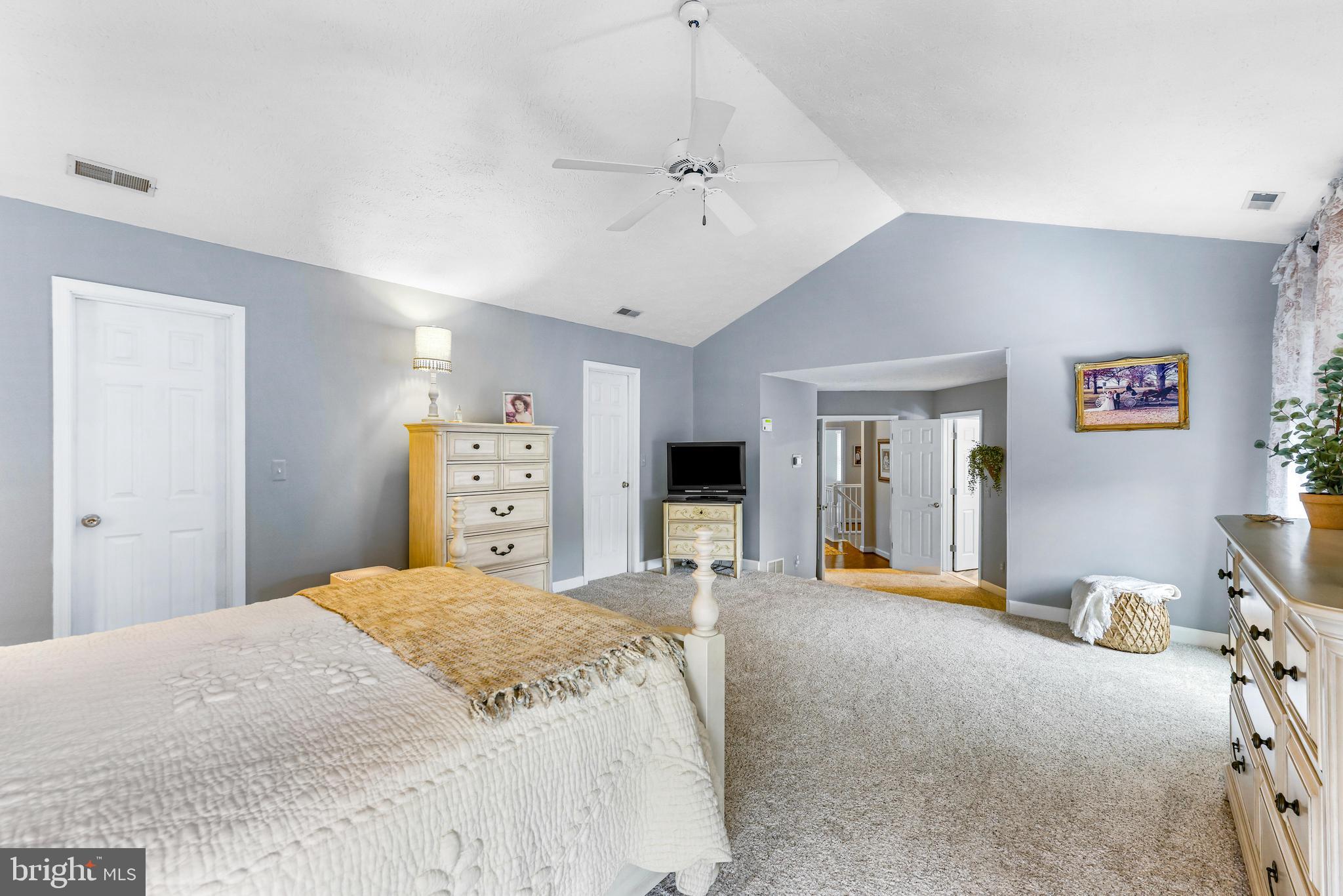 LAWYERS HILL - Residential